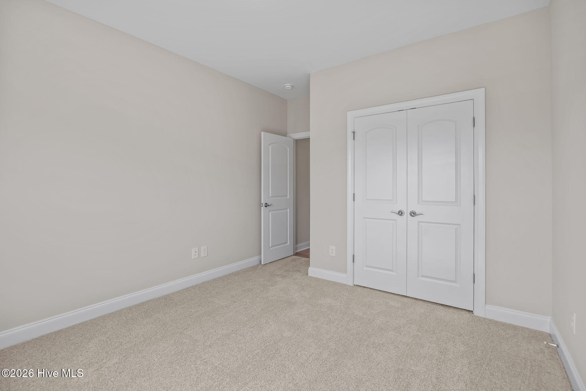 3209 Honeysuckle Drive Property Photo 38