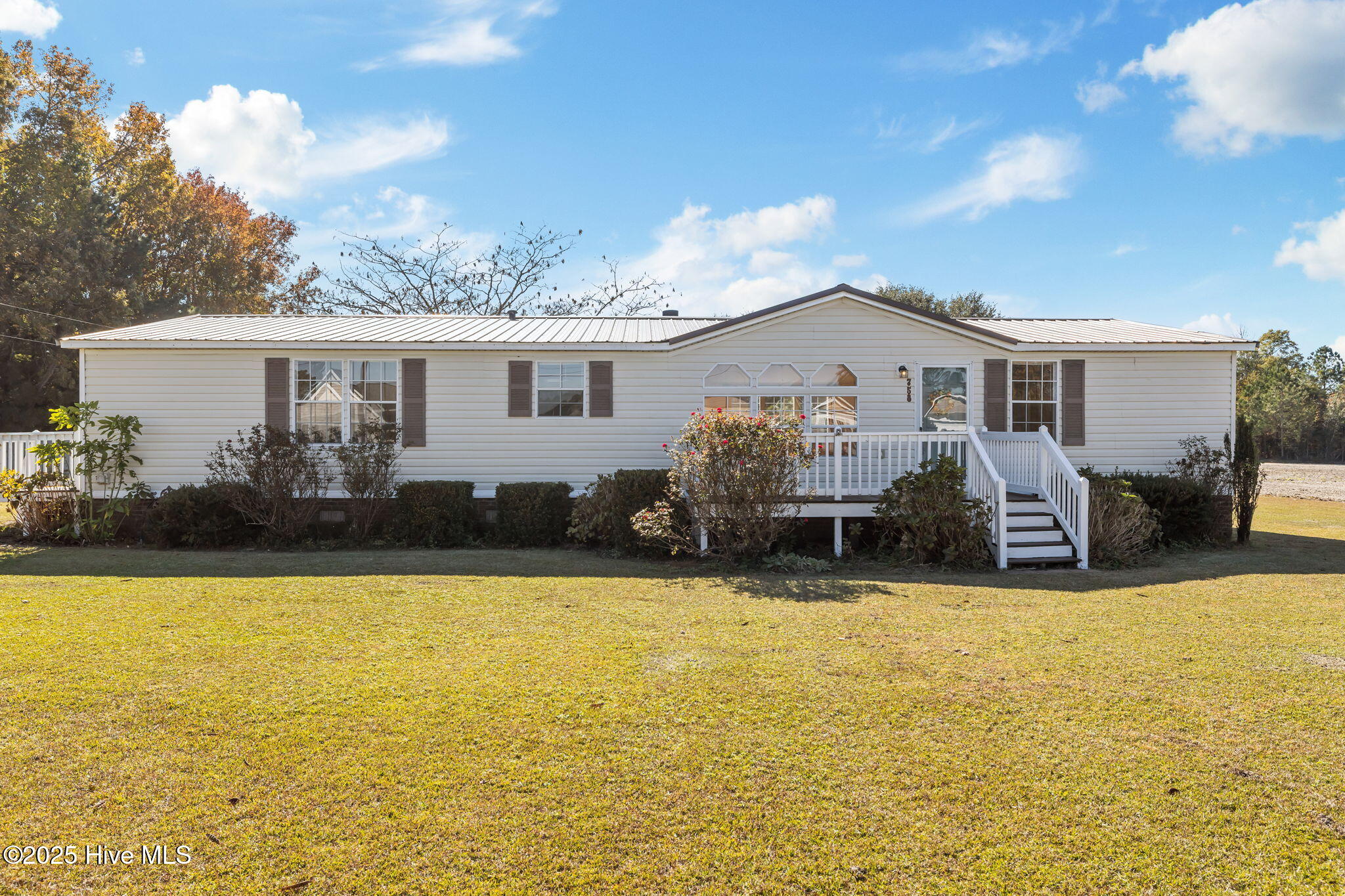 758 Wetherington Landing Road Property Photo 1