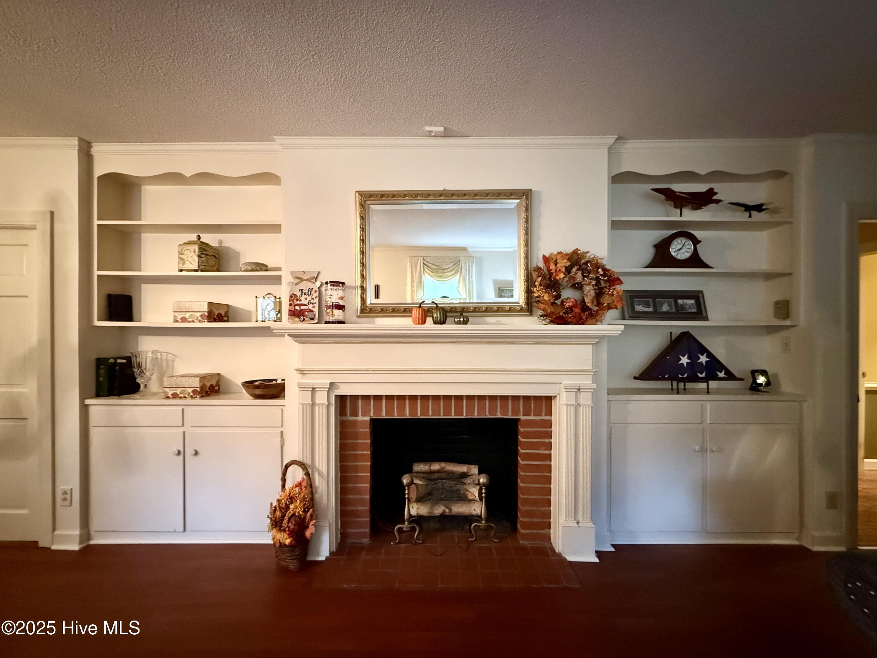 903 E Woodlawn Drive Property Photo 20