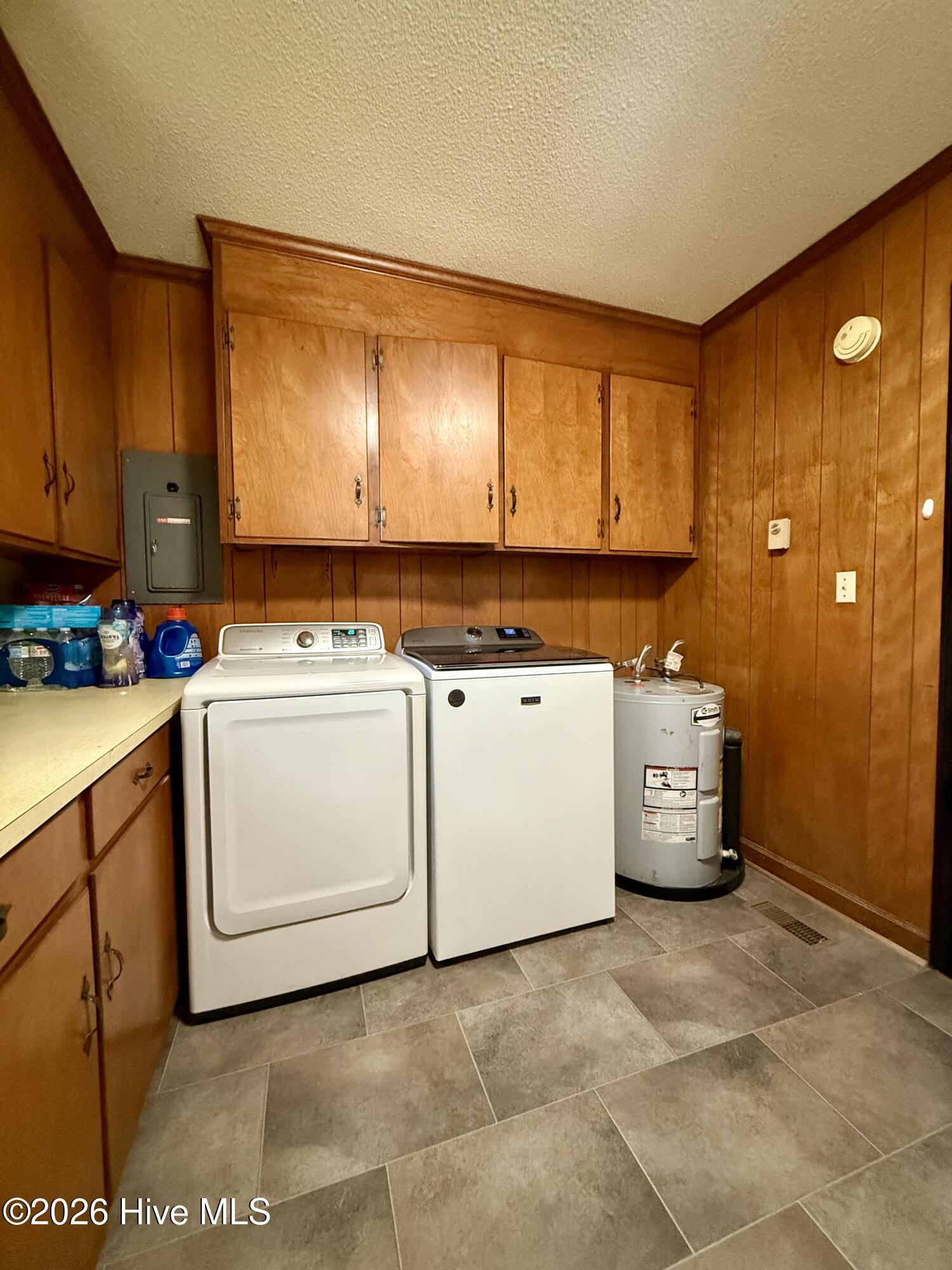 903 E Woodlawn Drive Property Photo 35