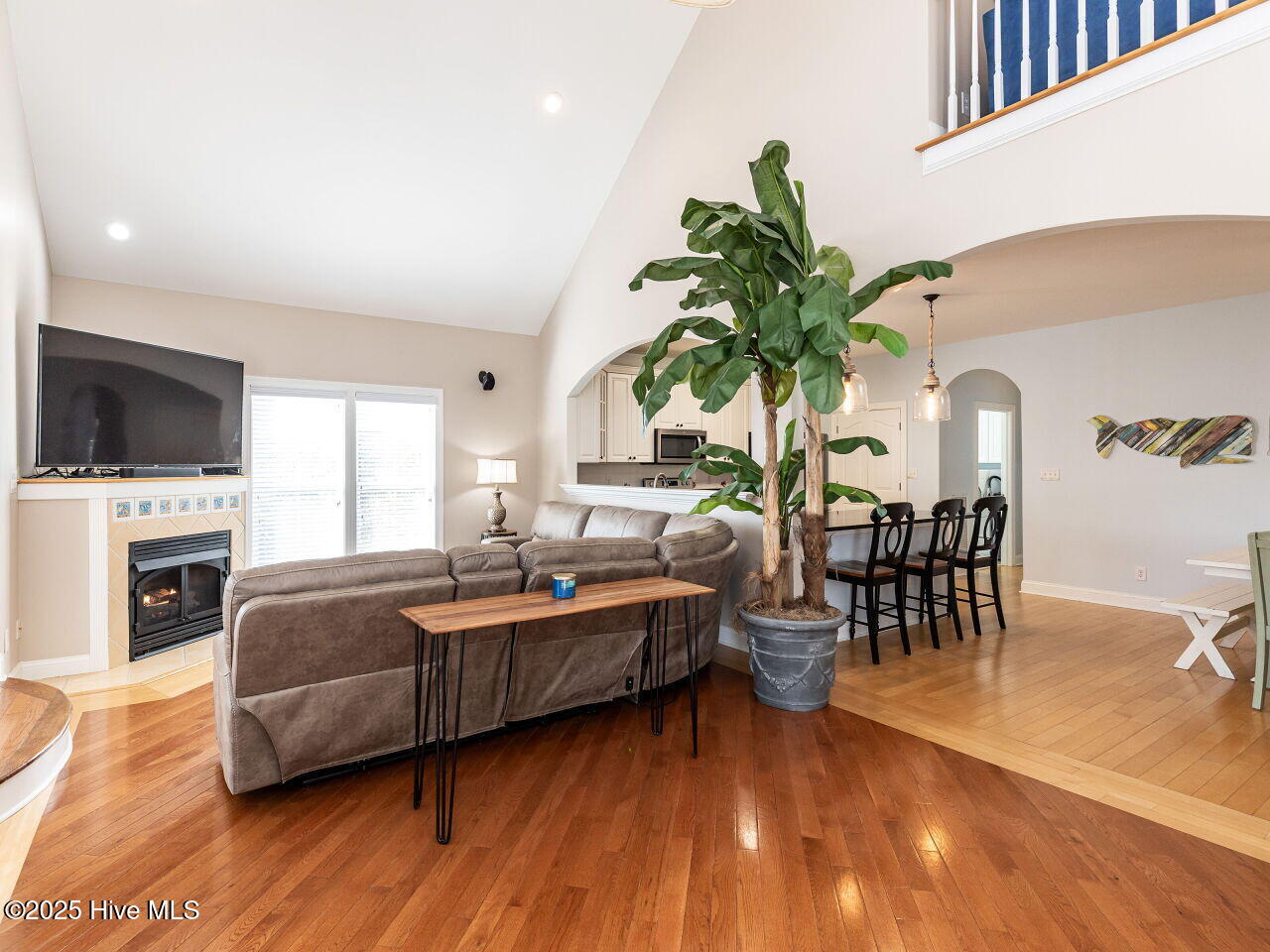 129 Sunset Drive Property Photo 3