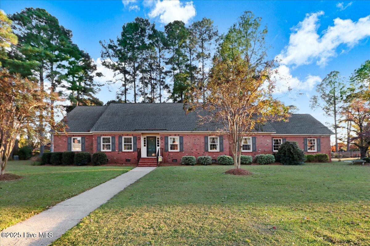1802 Windsor Road Property Photo 3