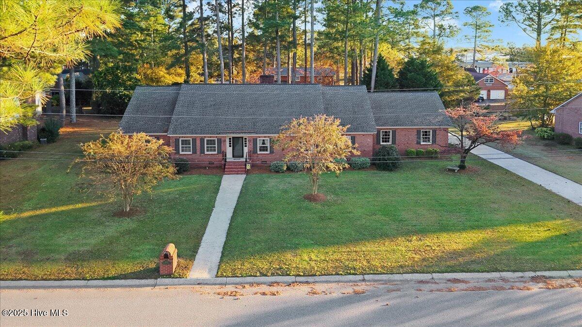 1802 Windsor Road Property Photo 17