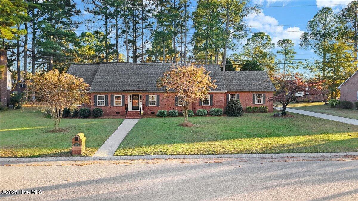 1802 Windsor Road Property Photo 18