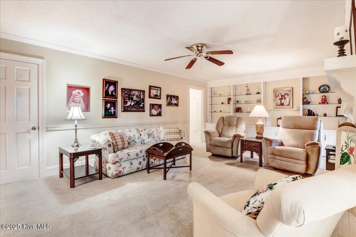 1802 Windsor Road Property Photo 27
