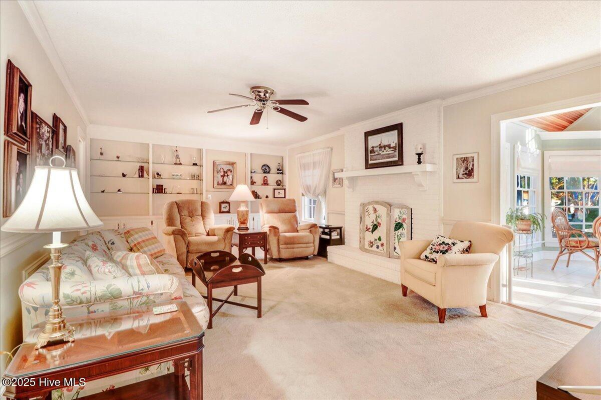 1802 Windsor Road Property Photo 28