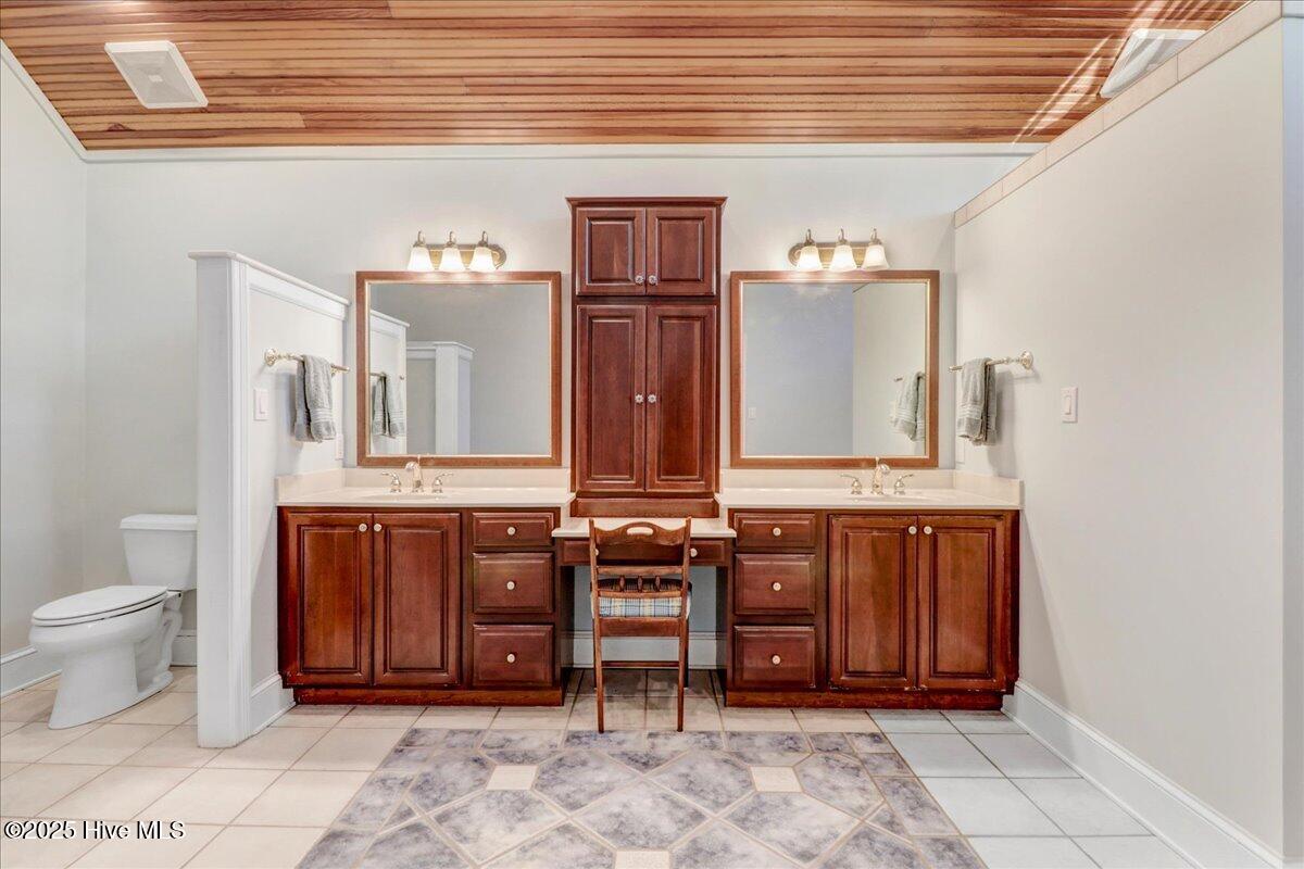 1802 Windsor Road Property Photo 37