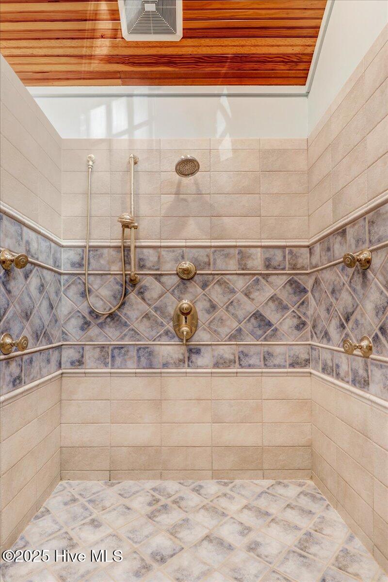 1802 Windsor Road Property Photo 39