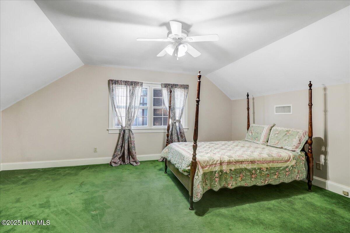 1802 Windsor Road Property Photo 46