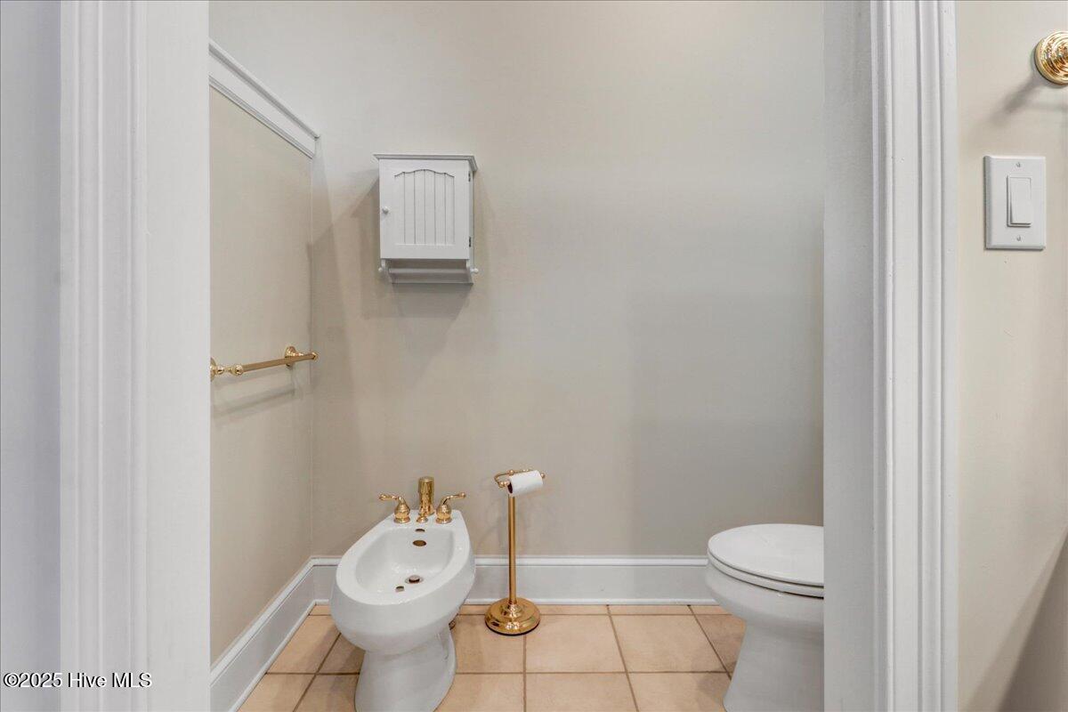 1802 Windsor Road Property Photo 52