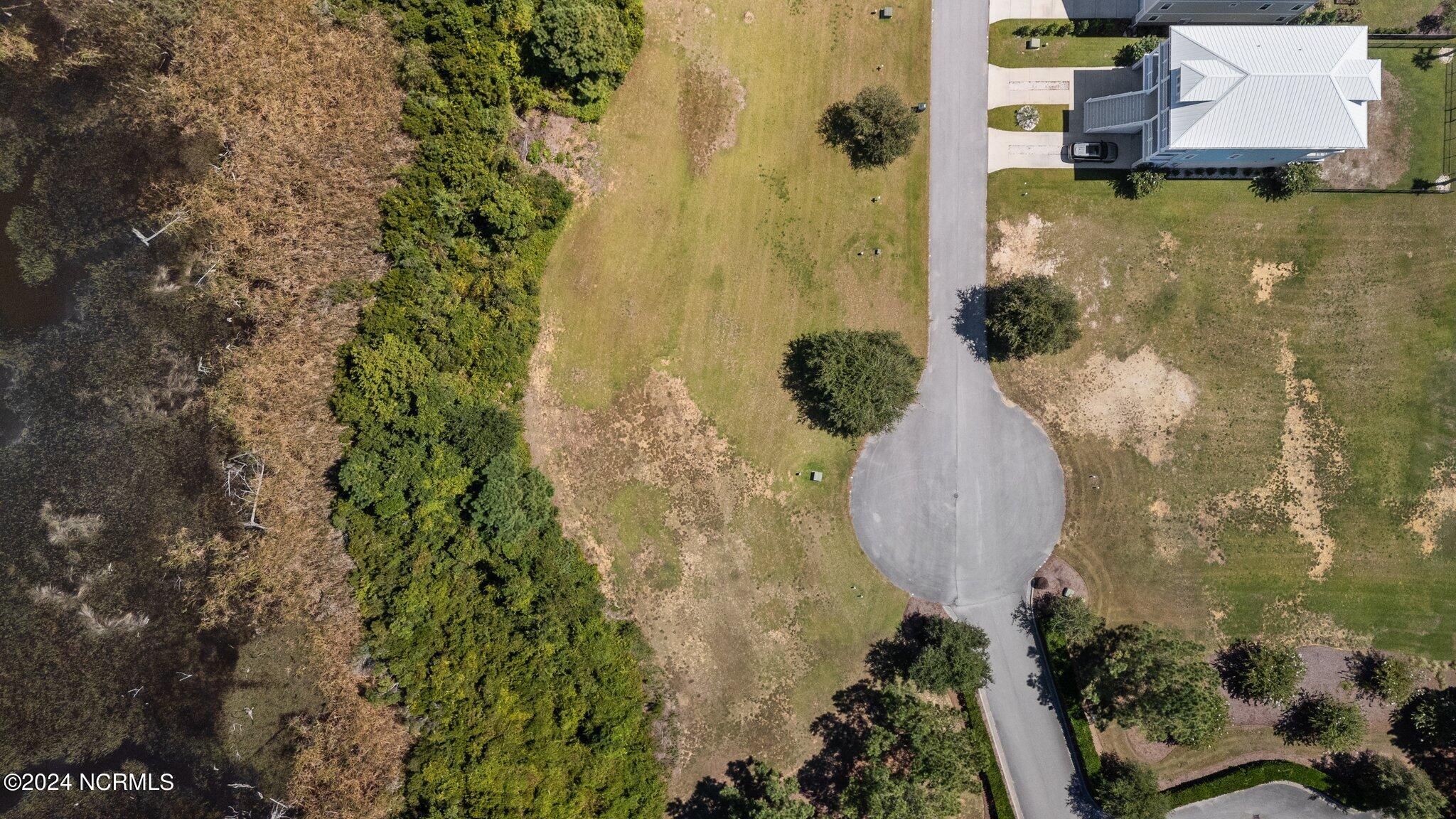 110 Marshland Circle Property Photo 1