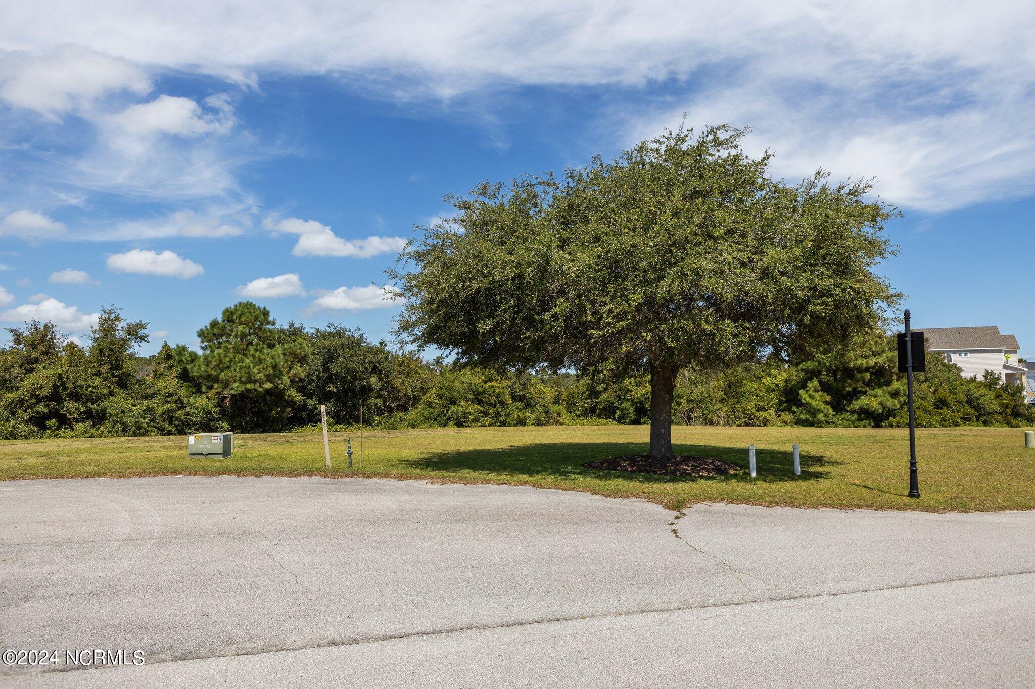 110 Marshland Circle Property Photo 6