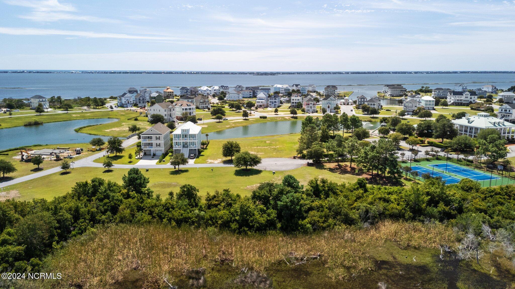 110 Marshland Circle Property Photo 8