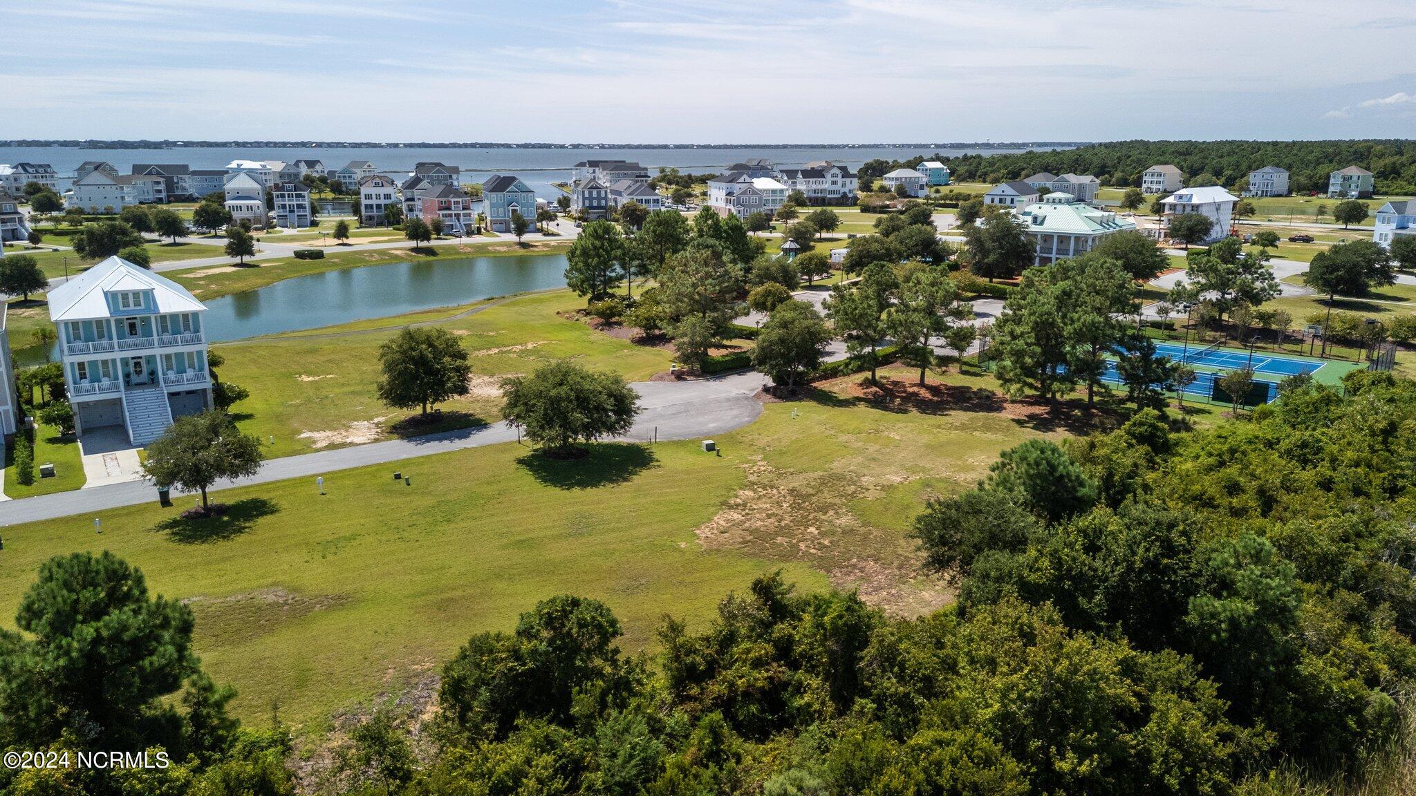 110 Marshland Circle Property Photo 10