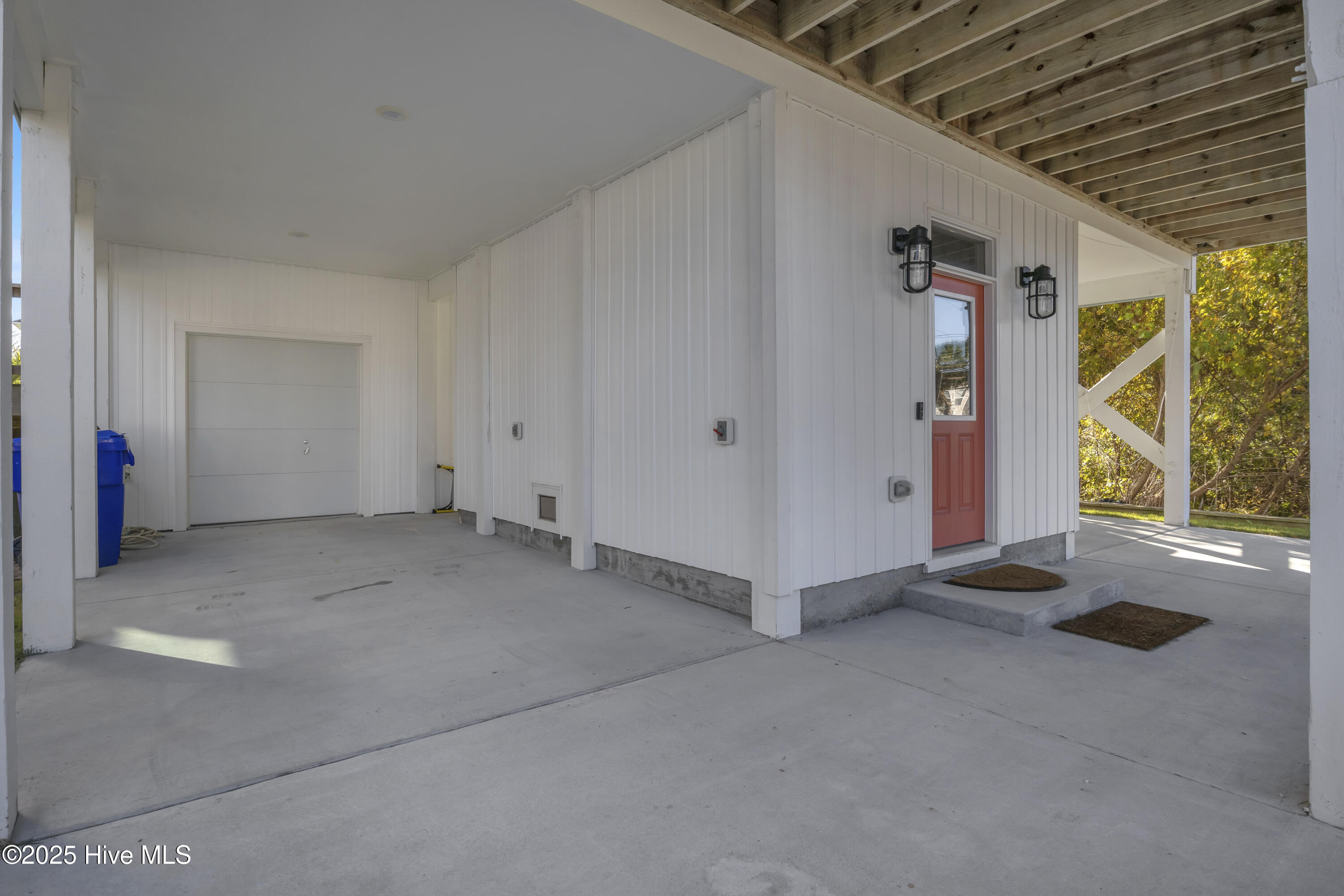 611 Third Street S Property Photo 14