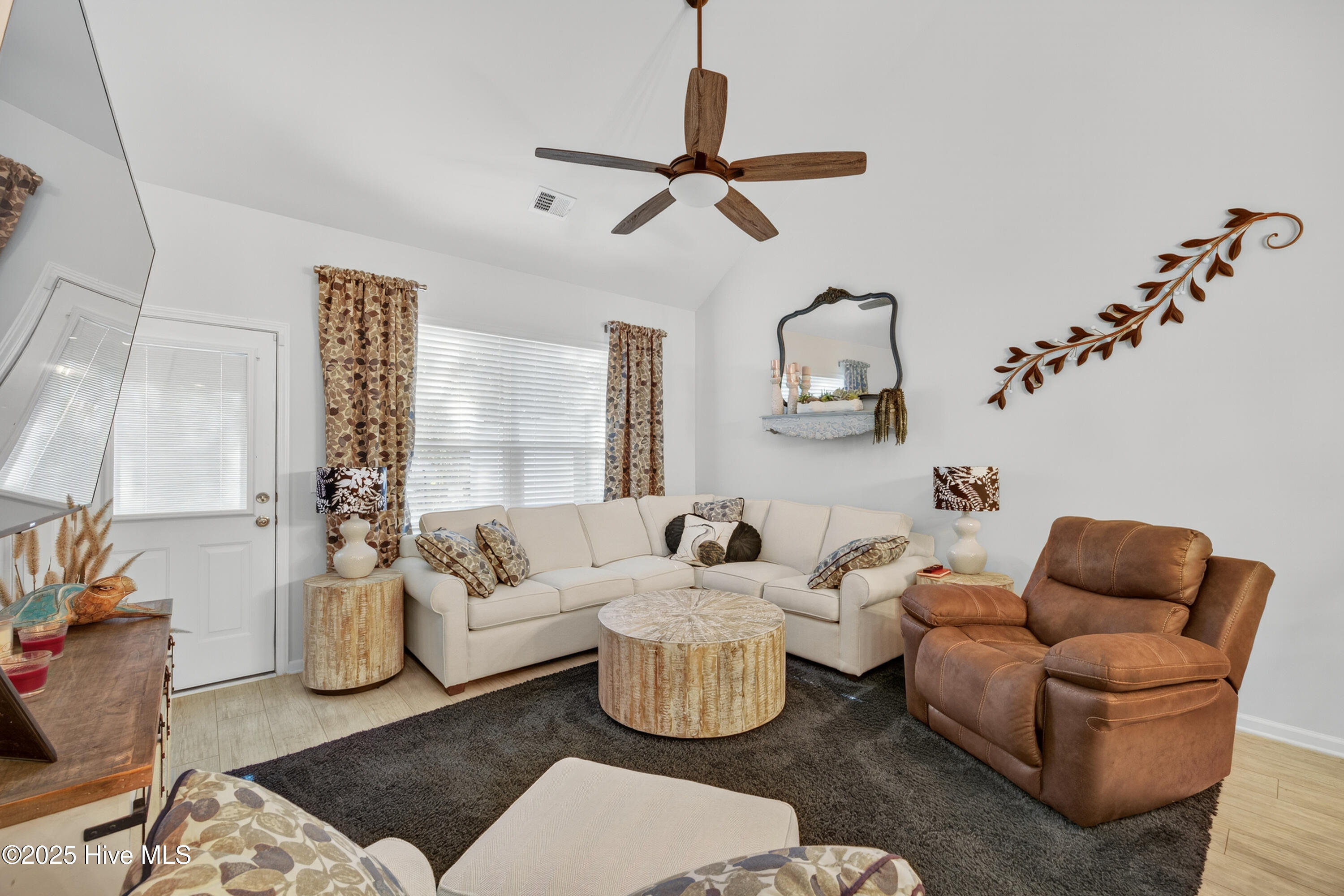 303 Bulkhead Bend Property Photo 18
