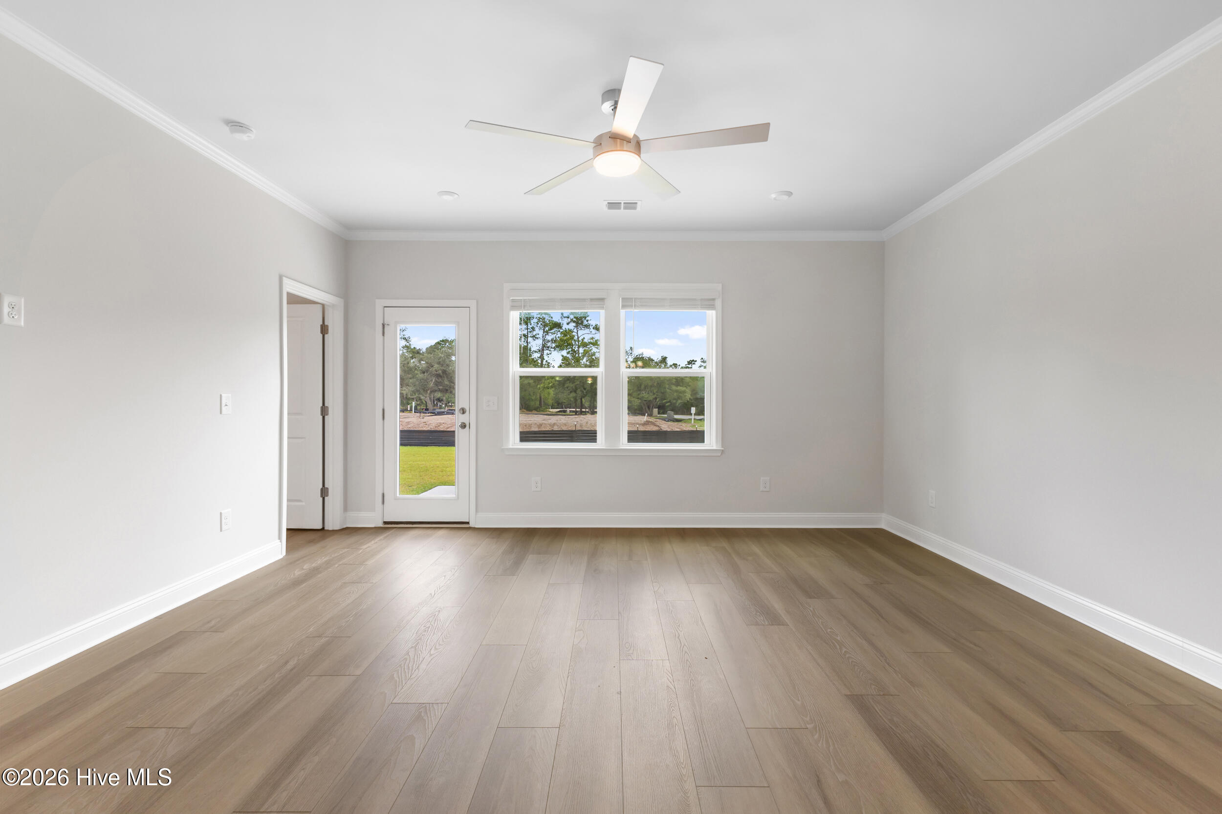 531 Glitter Bay Loop Property Photo 7