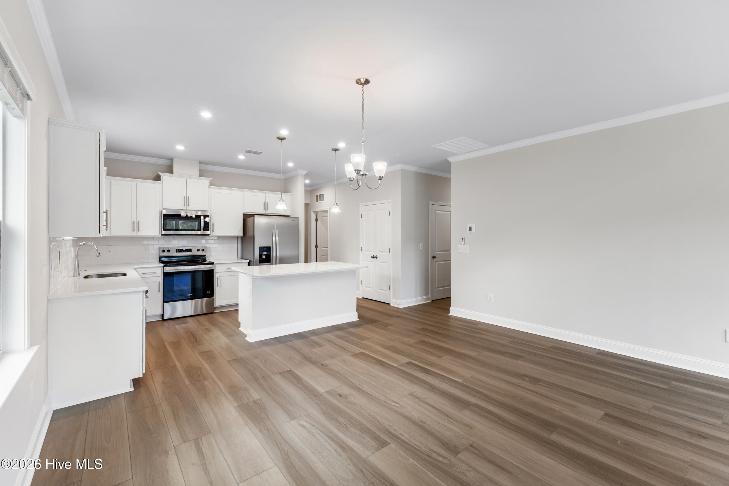531 Glitter Bay Loop Property Photo 10
