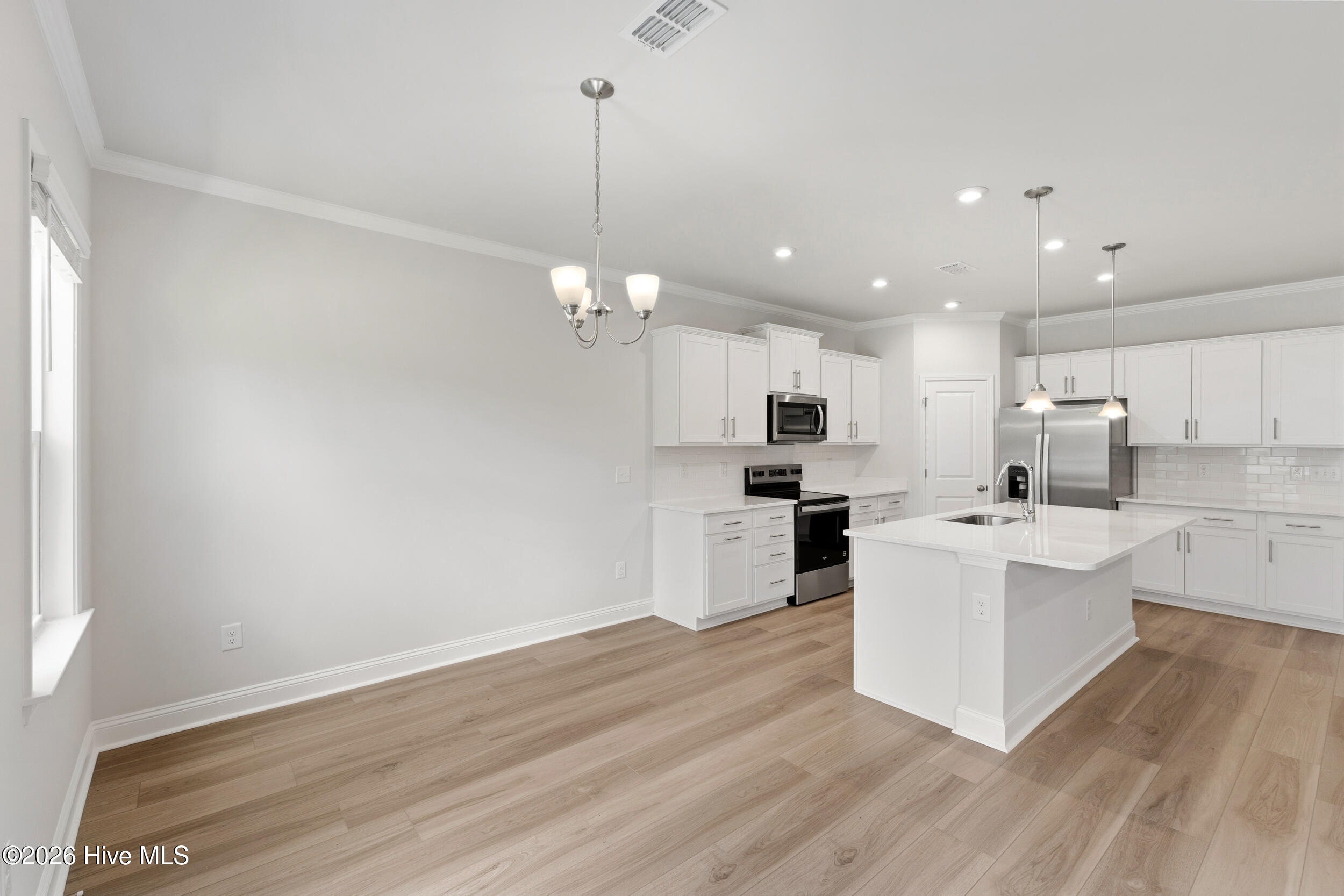548 Glitter Bay Loop Property Photo 11