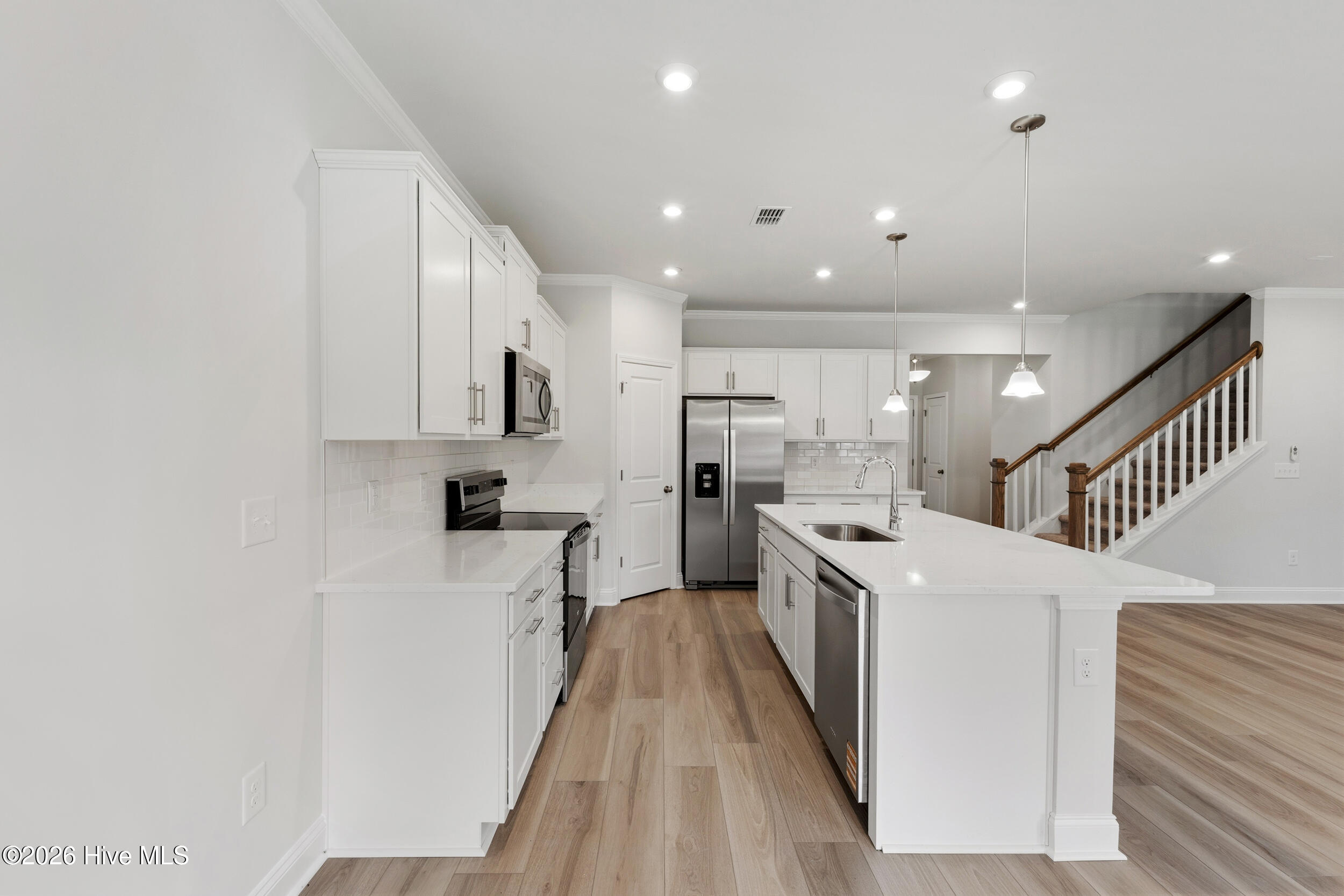 548 Glitter Bay Loop Property Photo 12