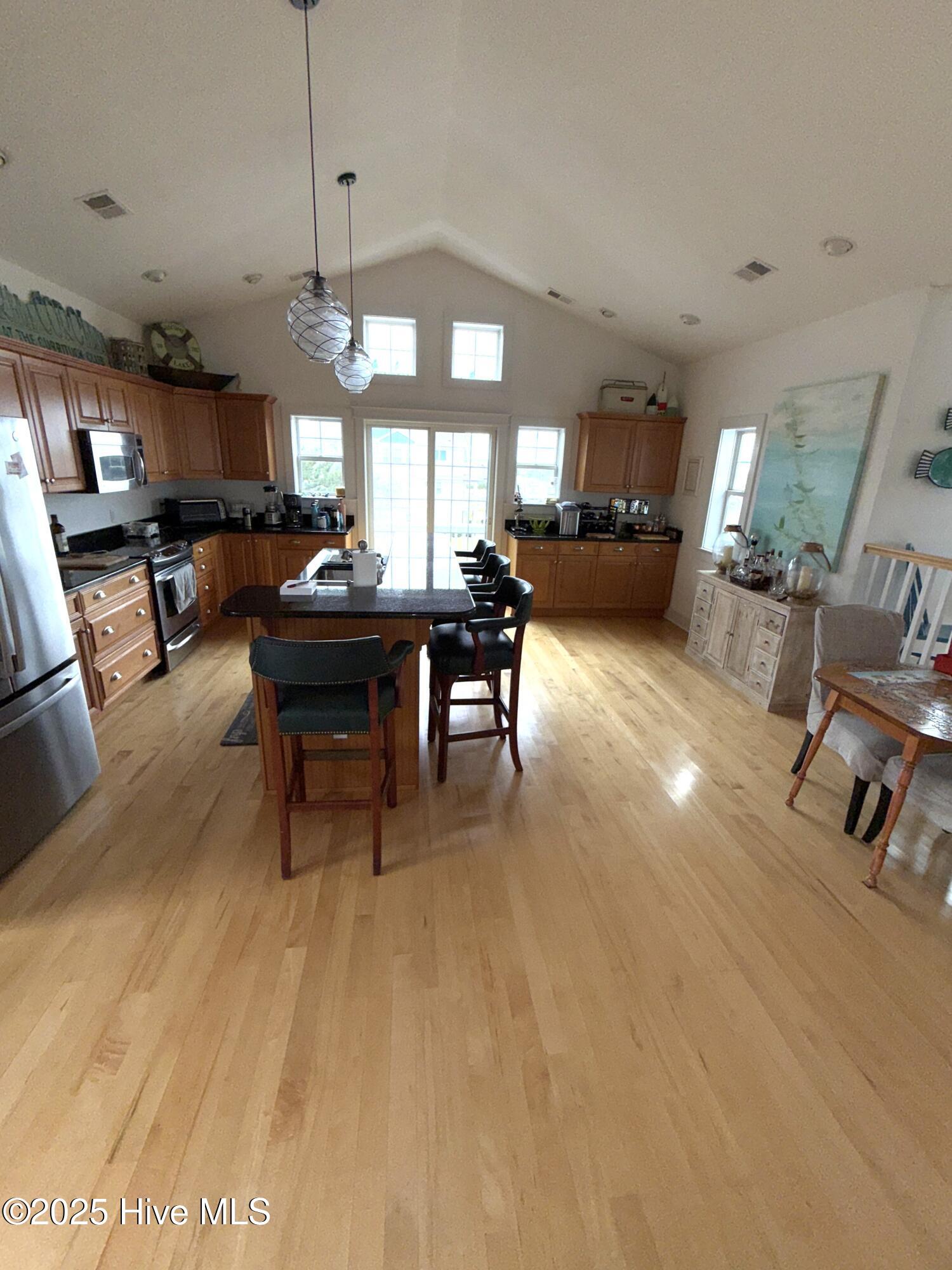 600 Cottage Lane Property Photo 13