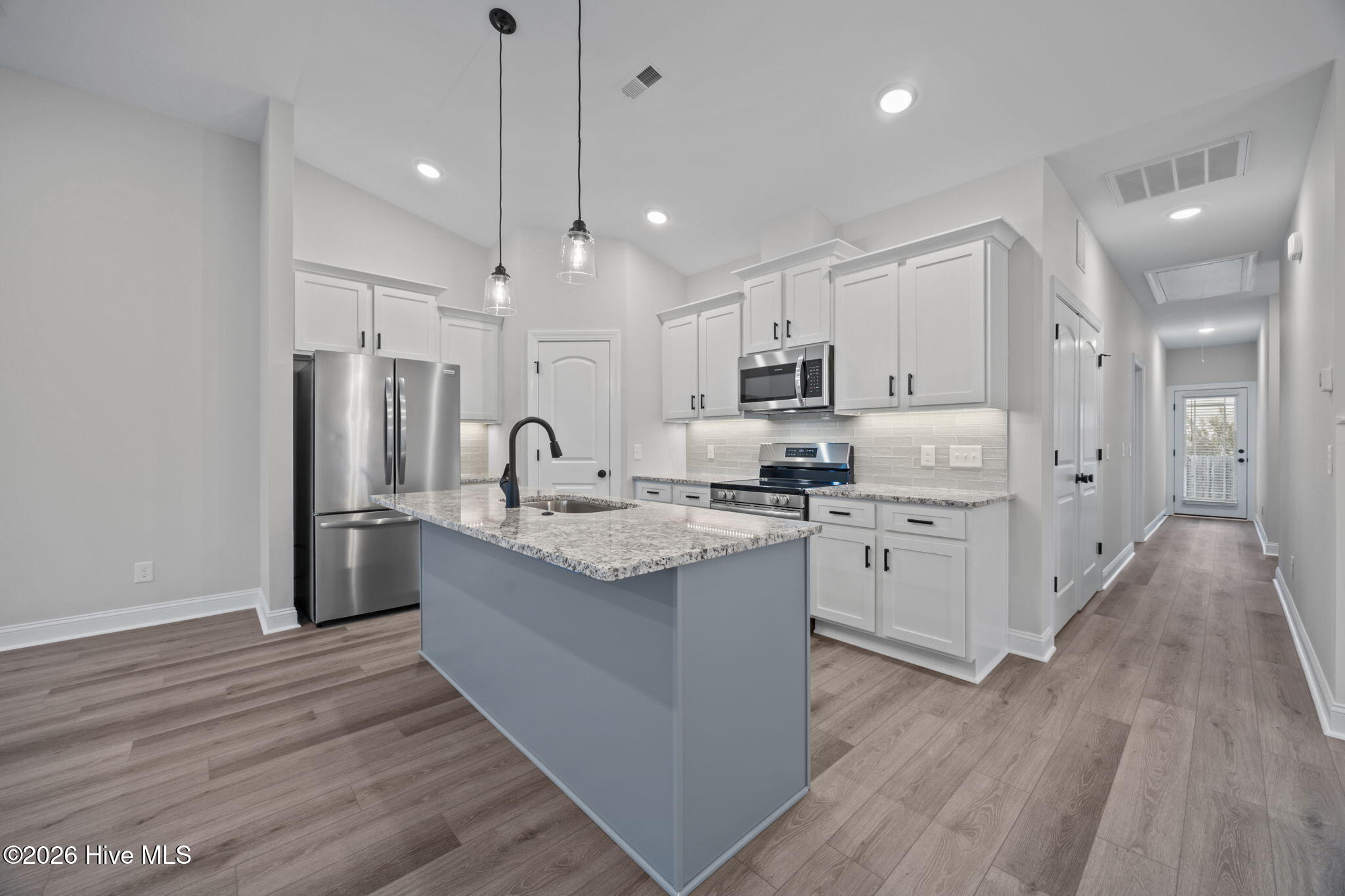 4228 Laurel Ridge Drive B Property Photo 6