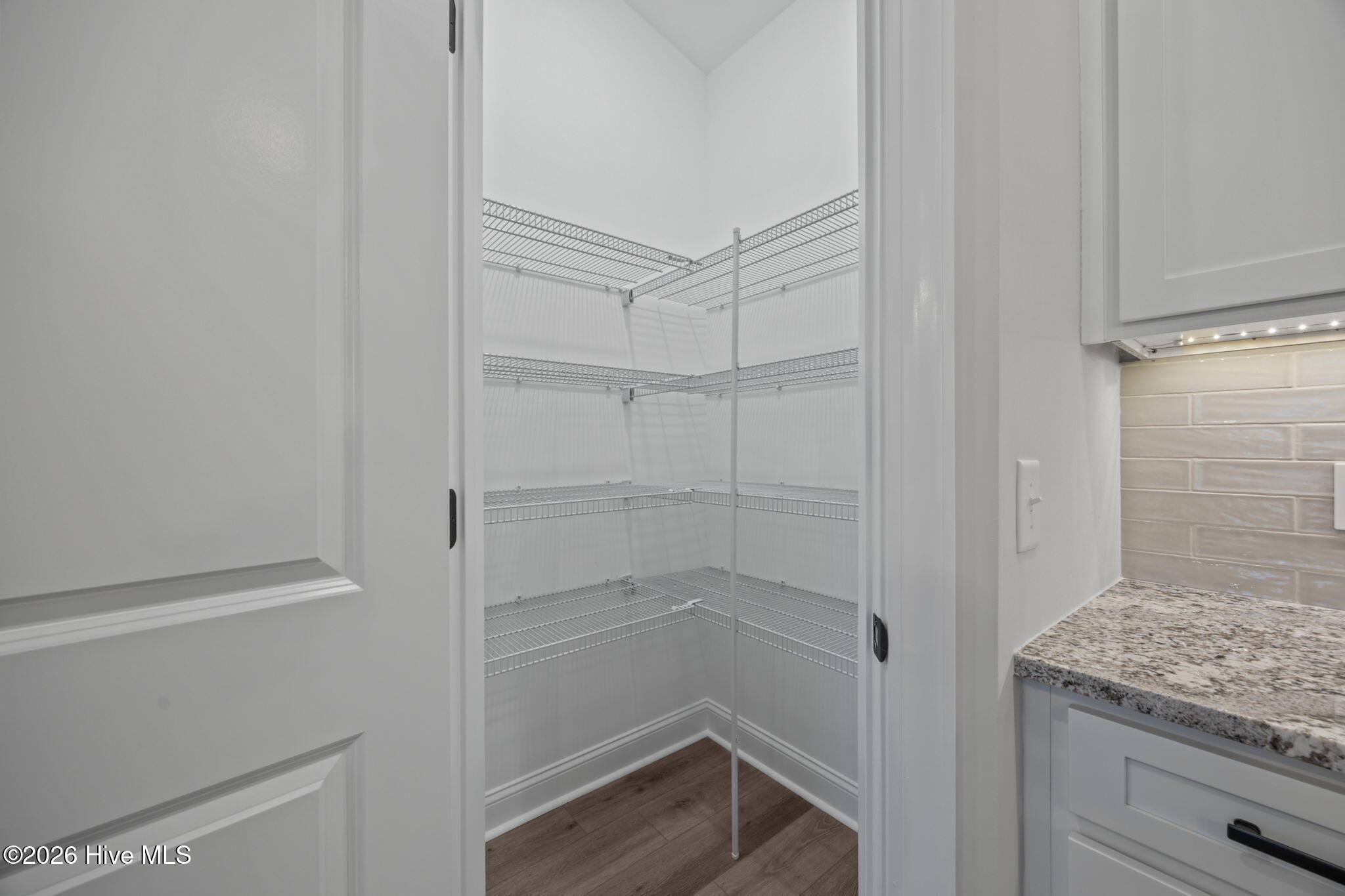 4228 Laurel Ridge Drive B Property Photo 9
