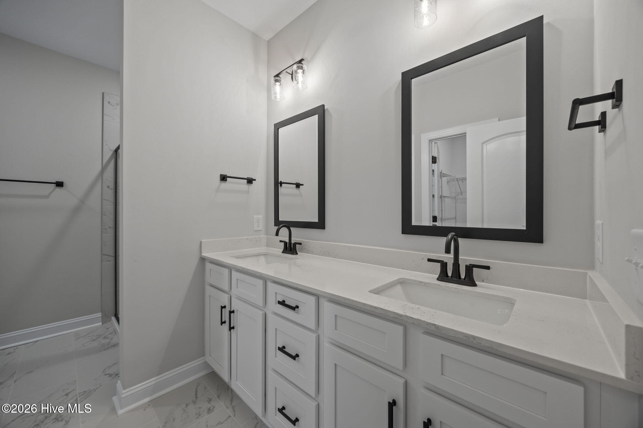 4228 Laurel Ridge Drive B Property Photo 17