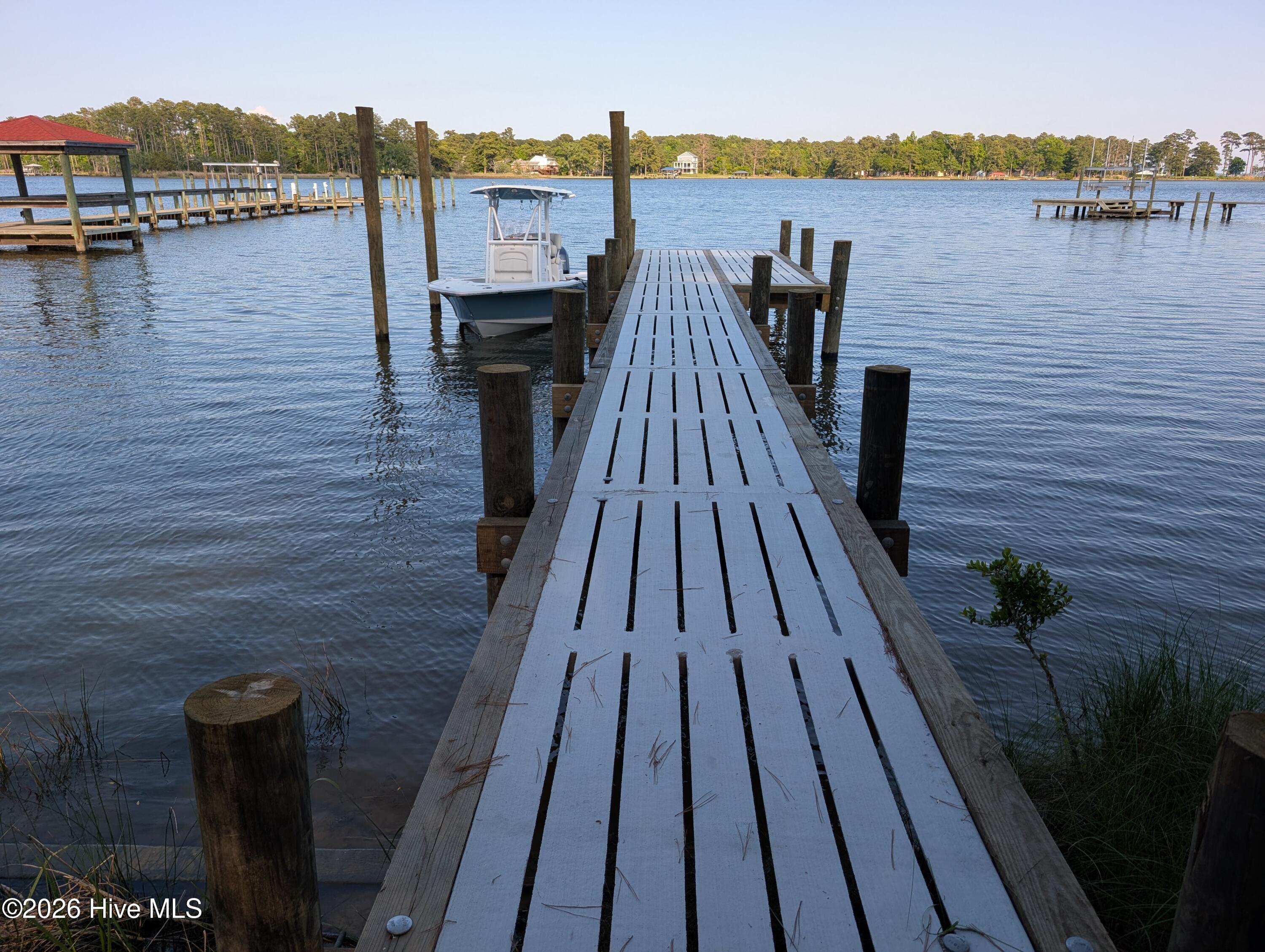 177 Carolina Way Property Photo 3