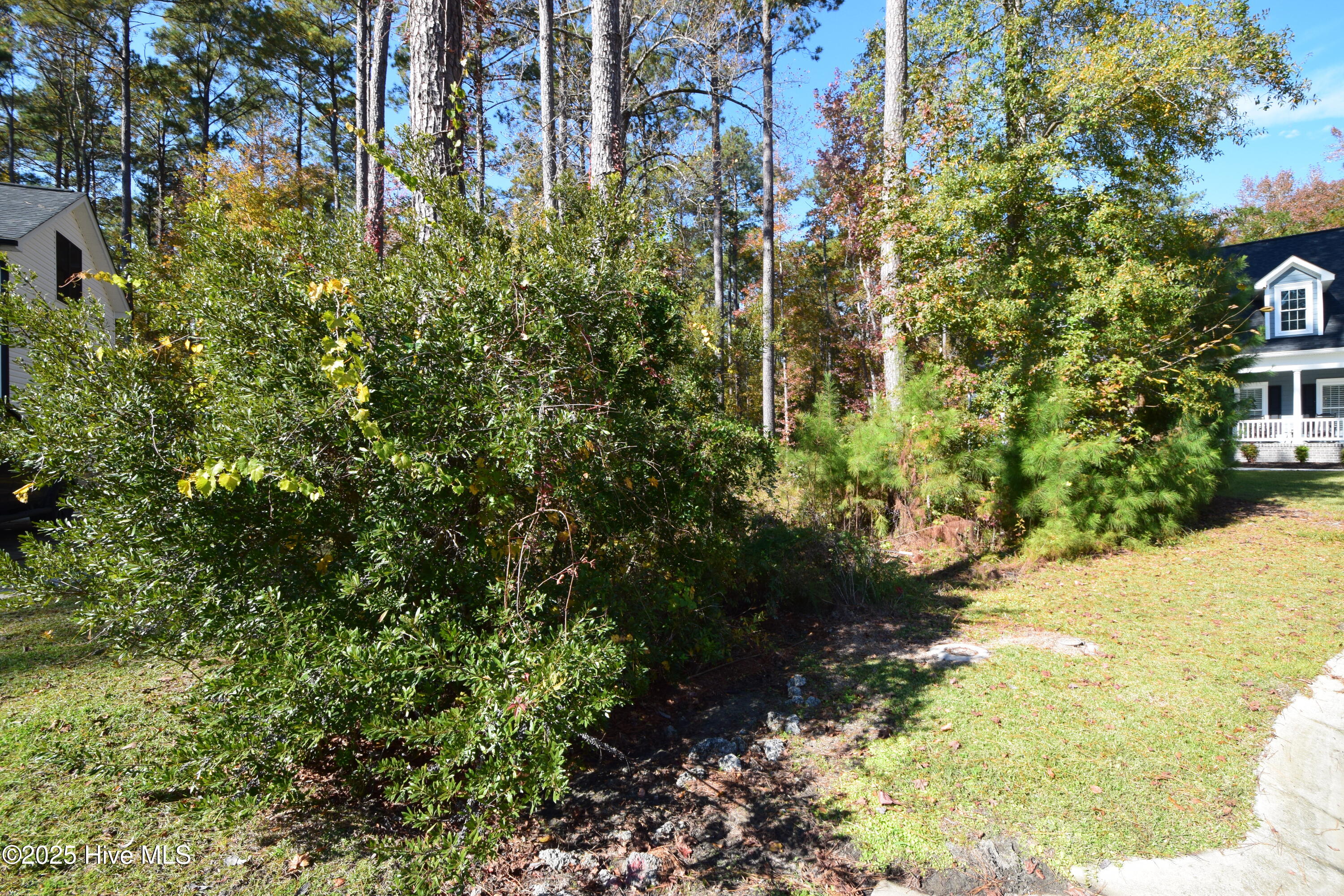 1005 16 Alabaster Drive Property Photo 2