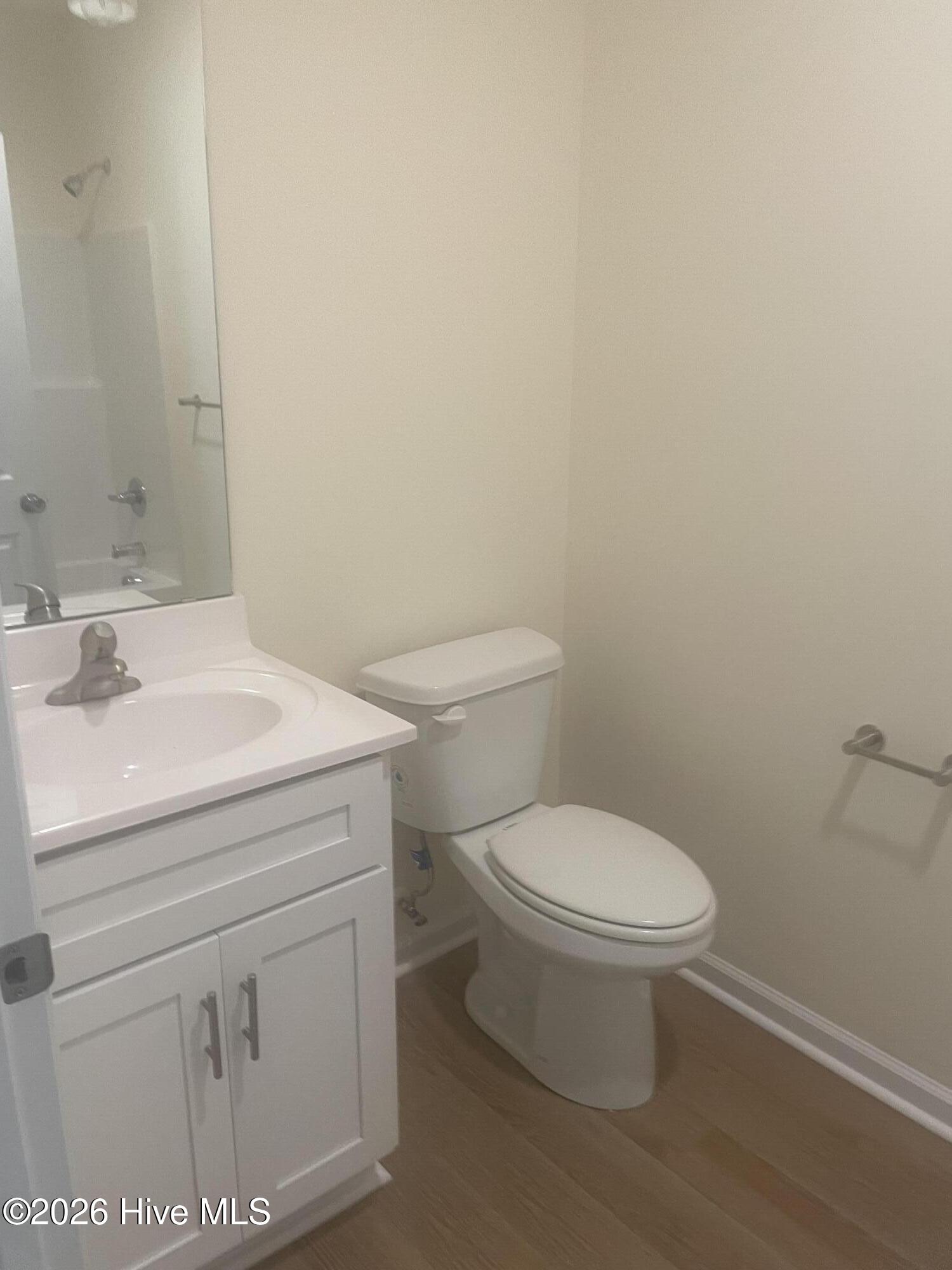 212 W Charity Road Property Photo 5