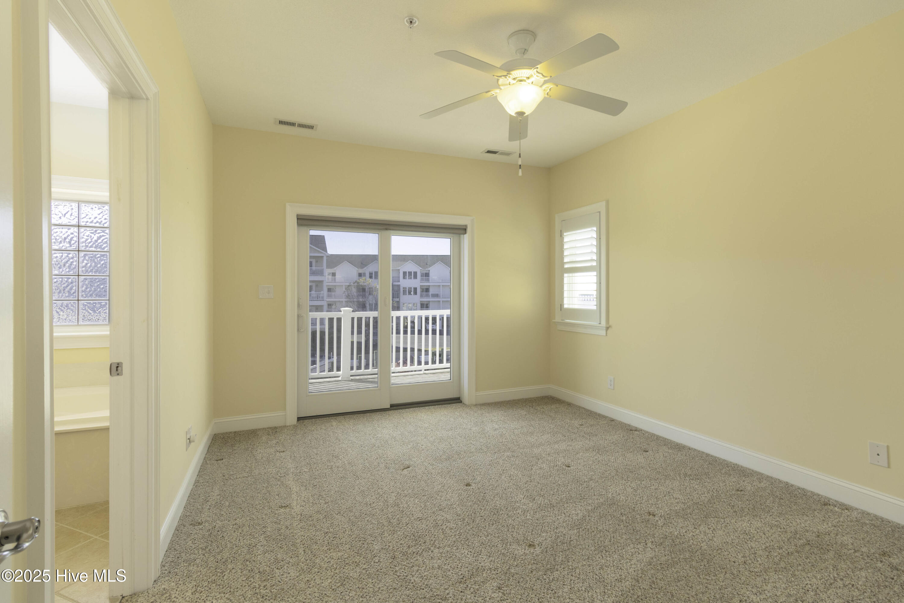 152 Wharf Landing Drive C Property Photo 24