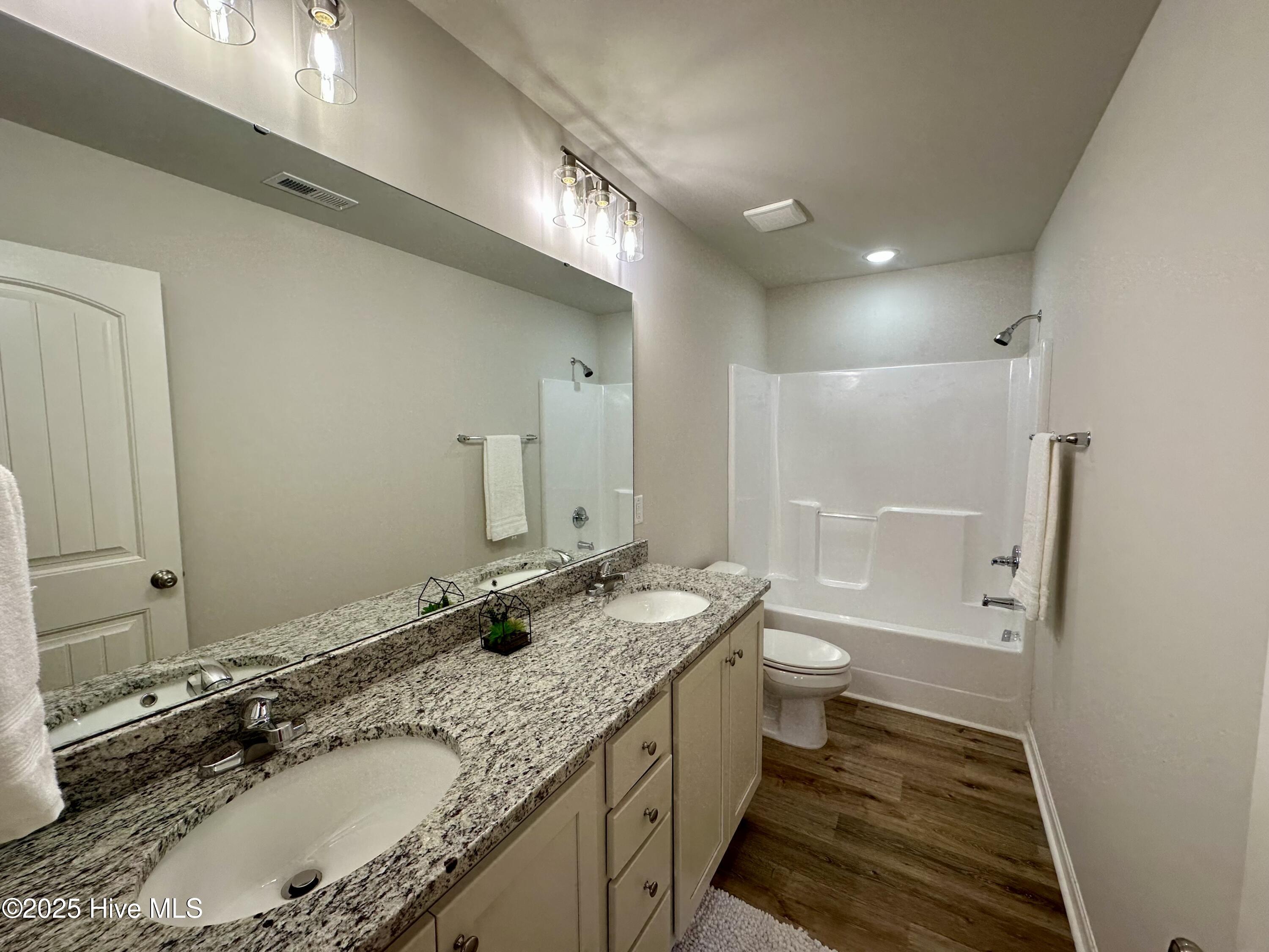 110 Dees Meadow Lane Property Photo 10