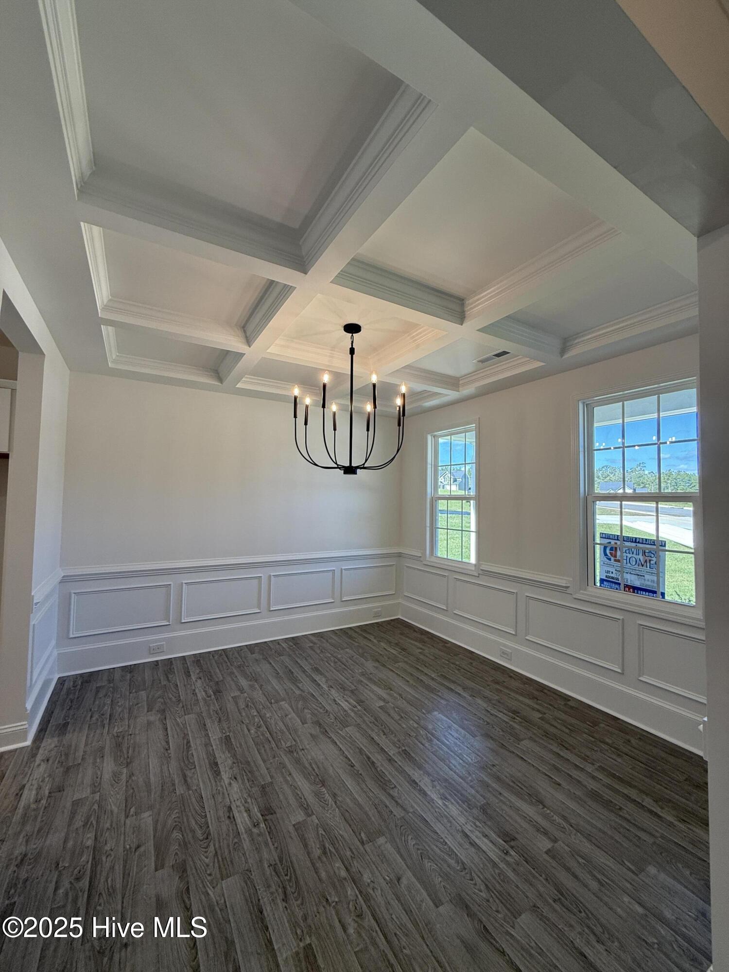 88 Pikewood Court Property Photo 6