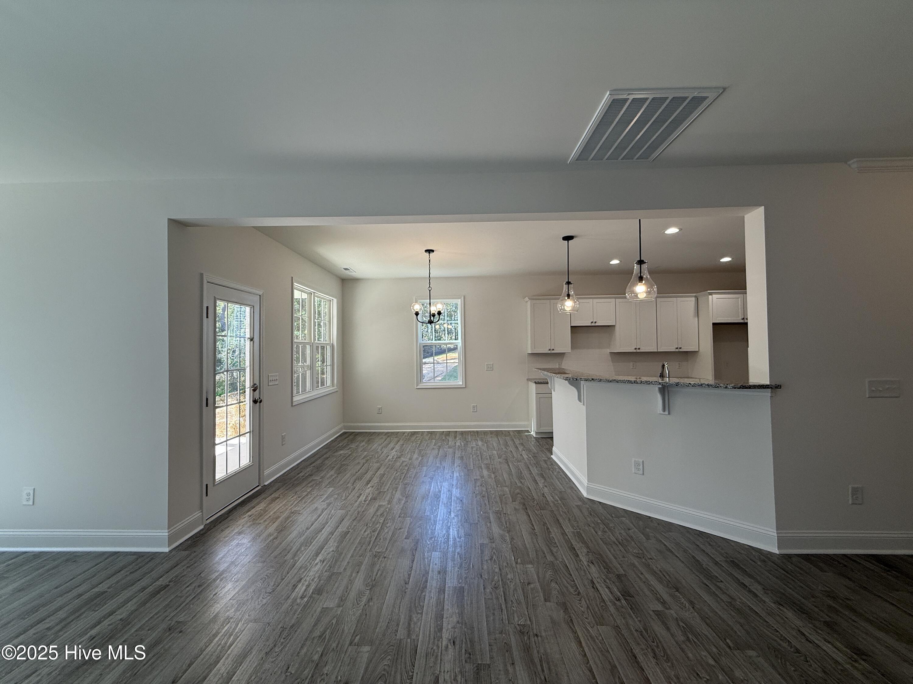 88 Pikewood Court Property Photo 15