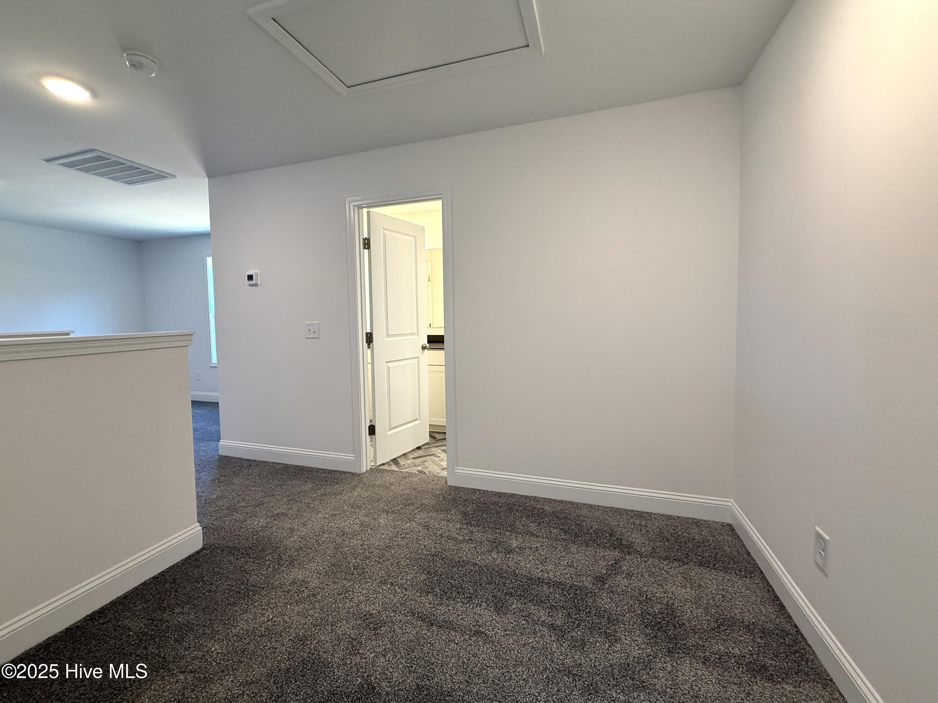 88 Pikewood Court Property Photo 32
