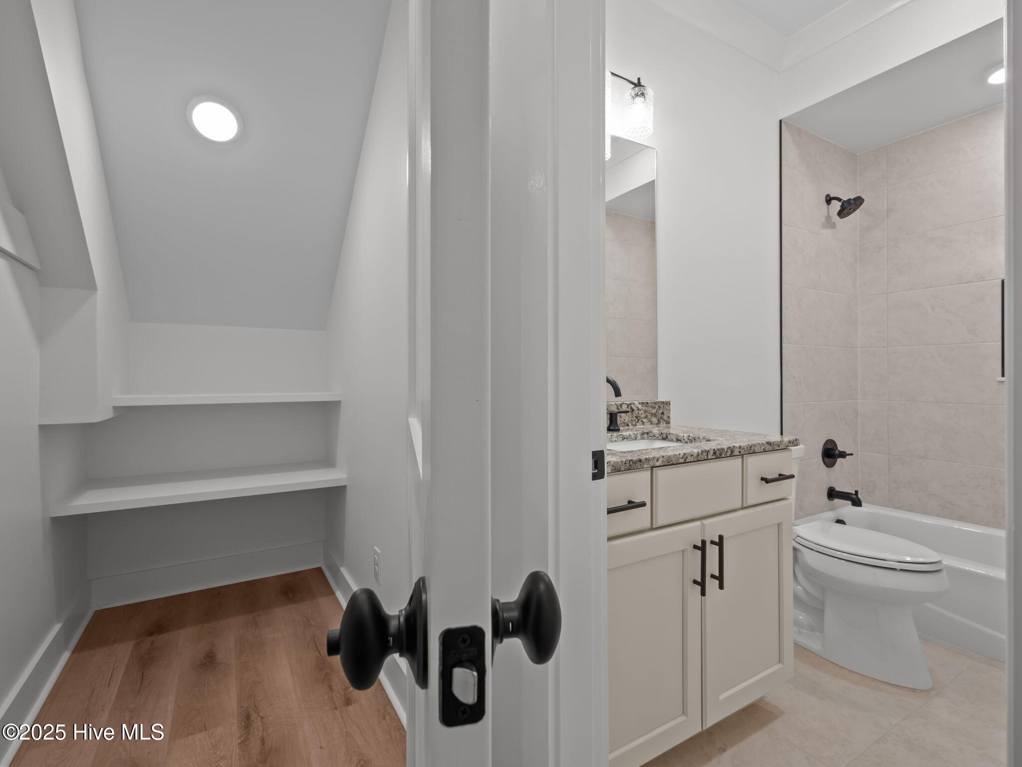 135 Indian Trail Property Photo 13