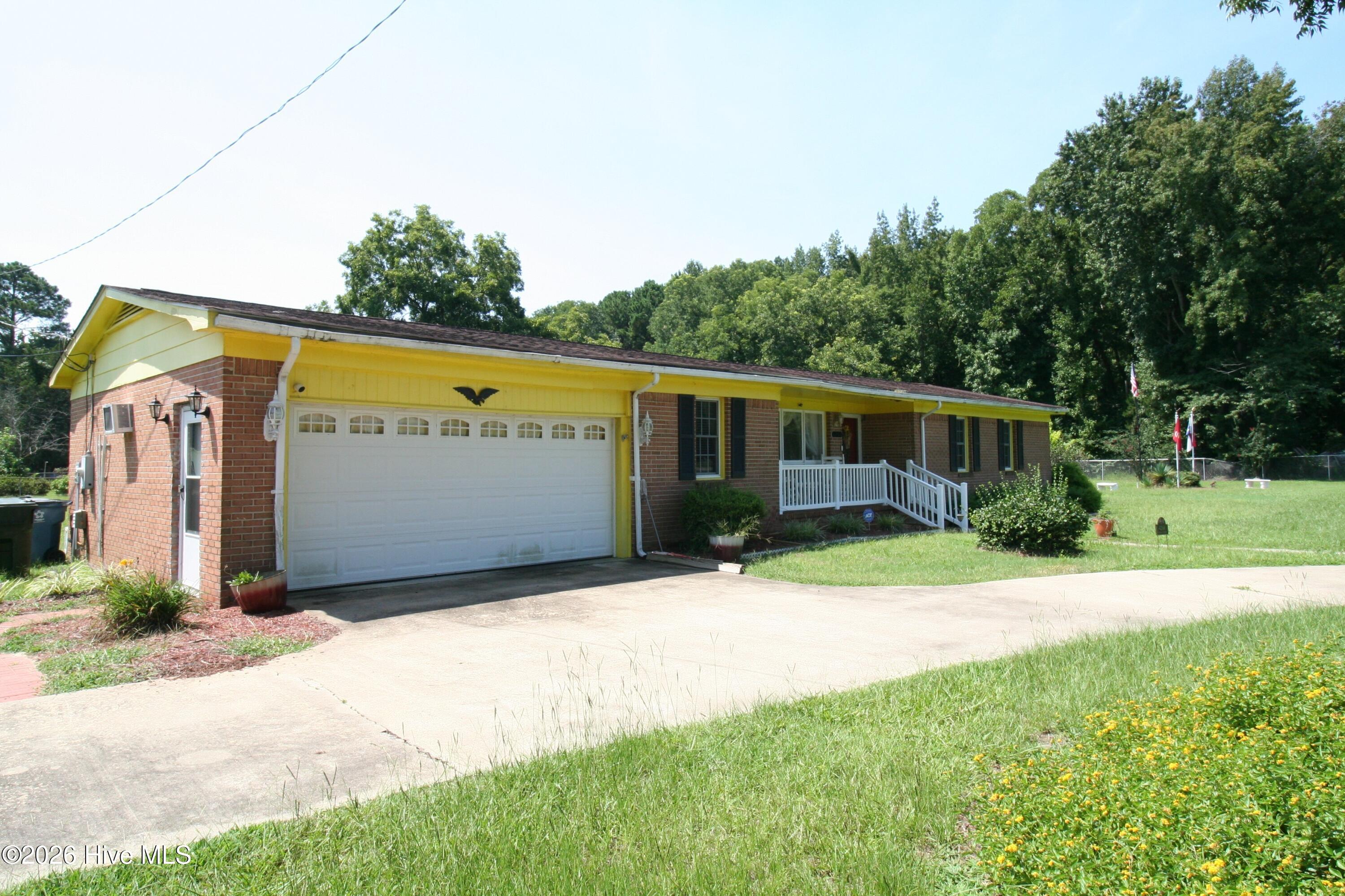 4268 Nc Highway 32 N Property Photo 3