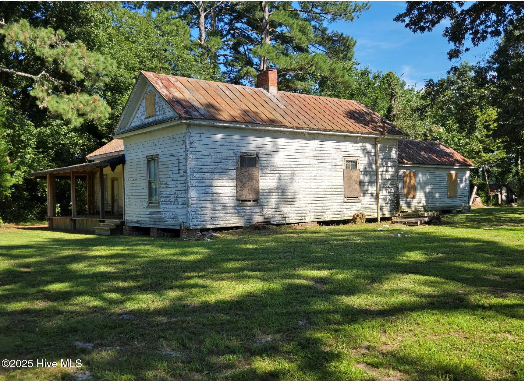 1890 Oneal Road Property Photo 3