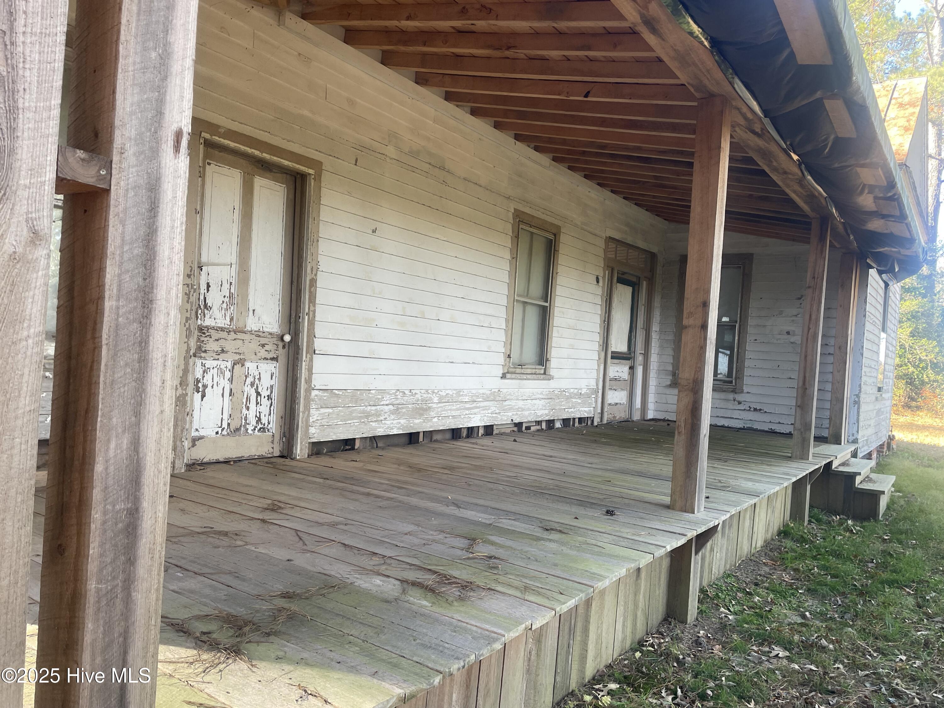 1890 Oneal Road Property Photo 7