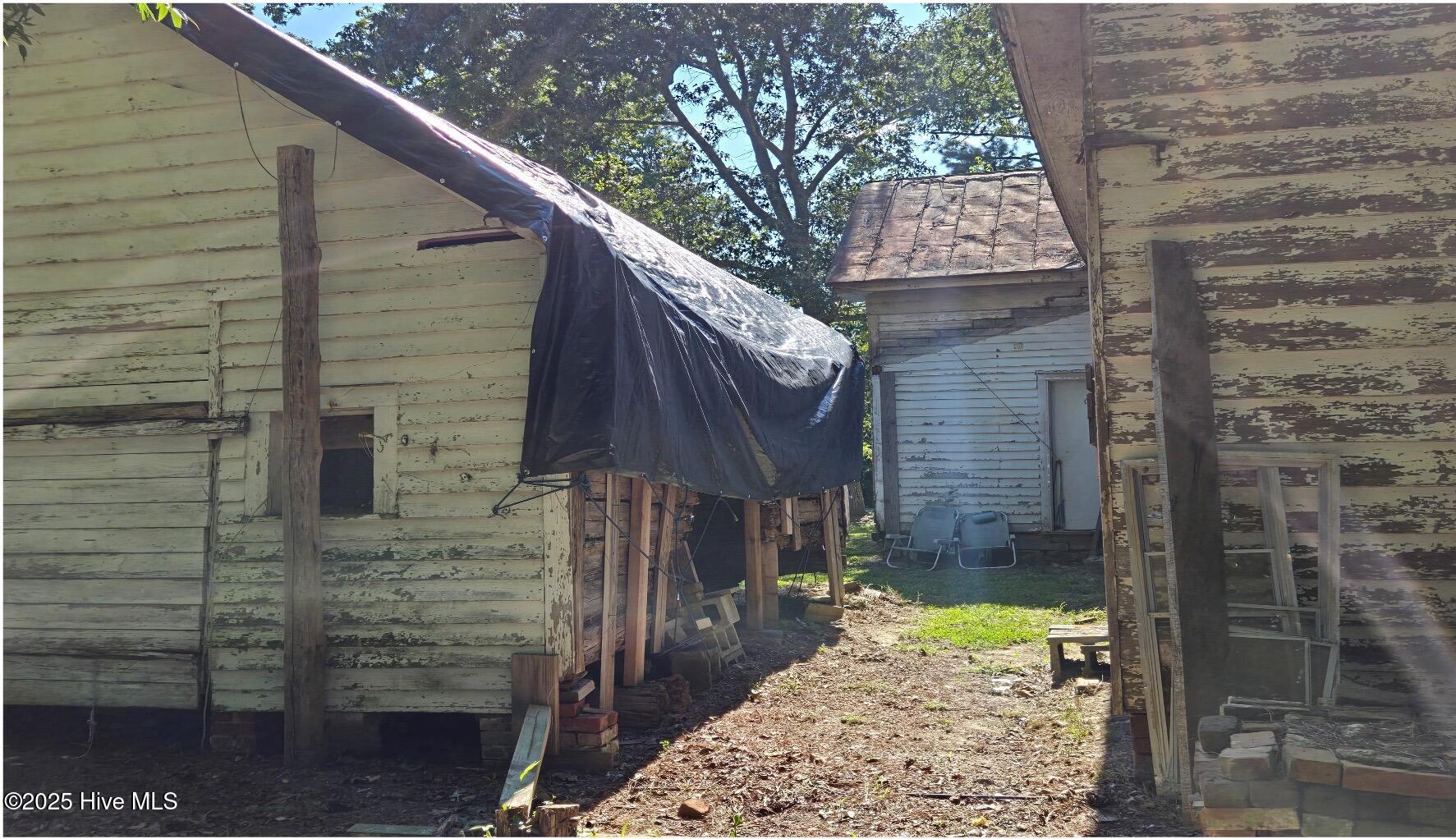 1890 Oneal Road Property Photo 14