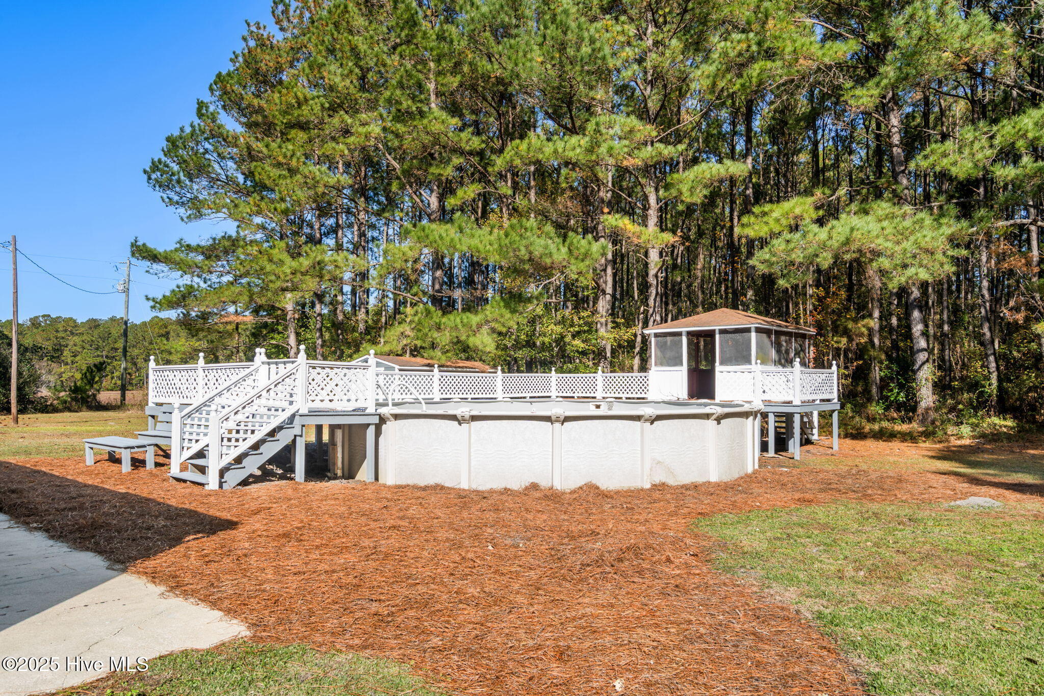 735 Airport Road Property Photo 36