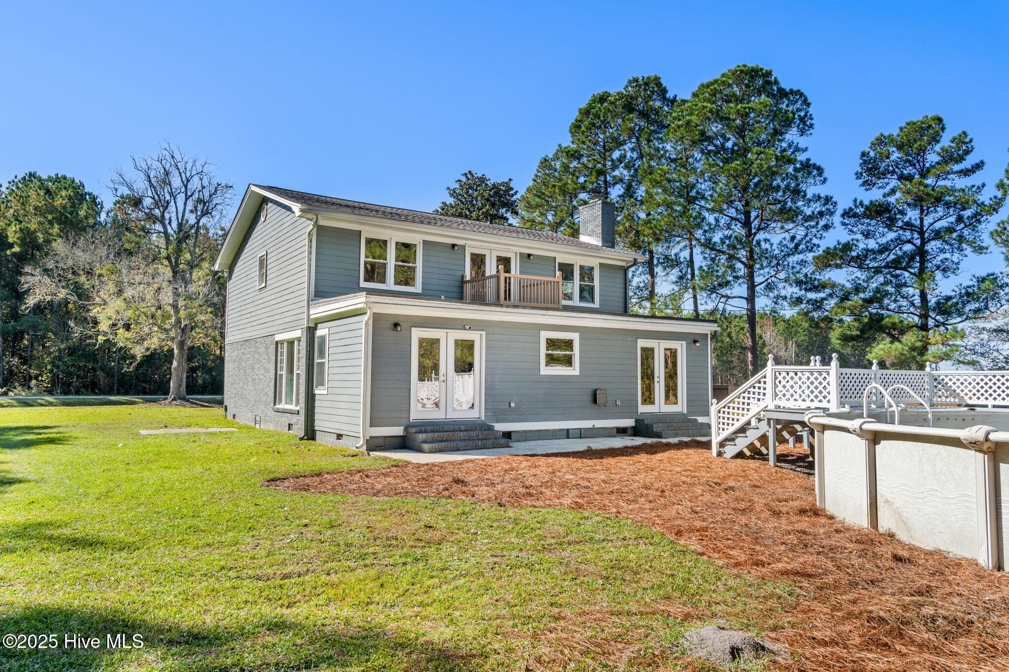 735 Airport Road Property Photo 38