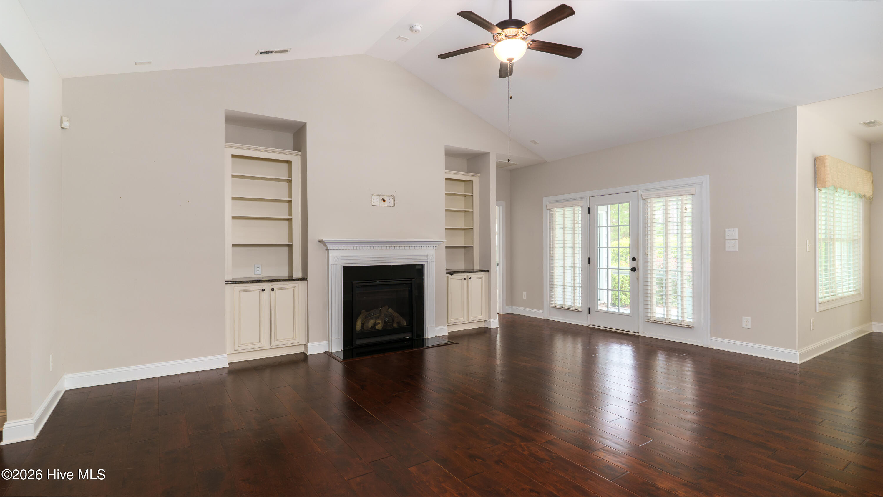 257 Champions Ridge Drive Property Photo 5