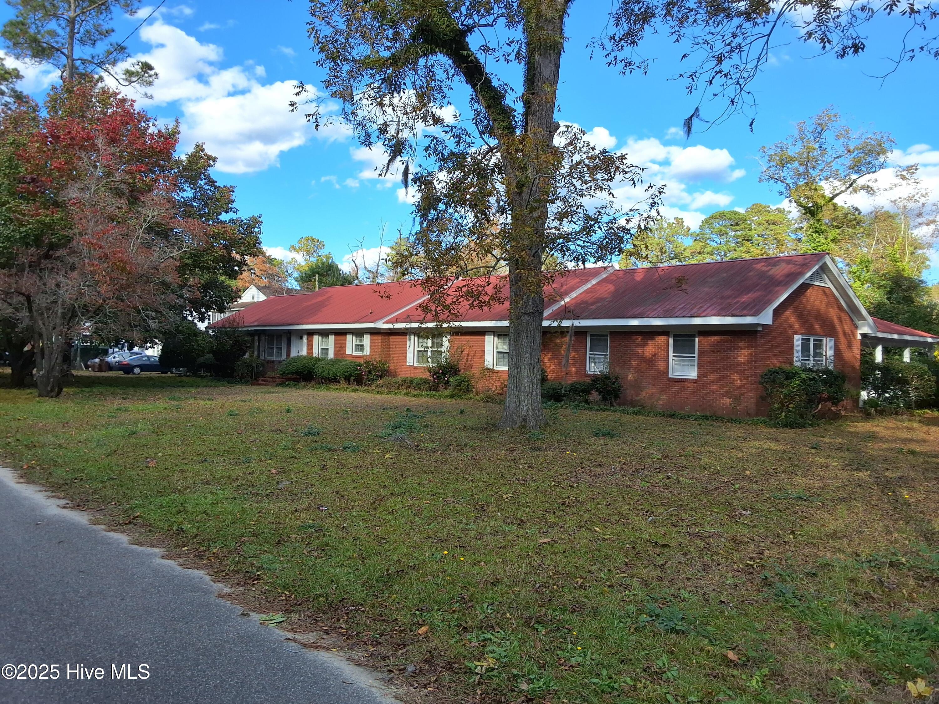33 Gapway Road Property Photo 1