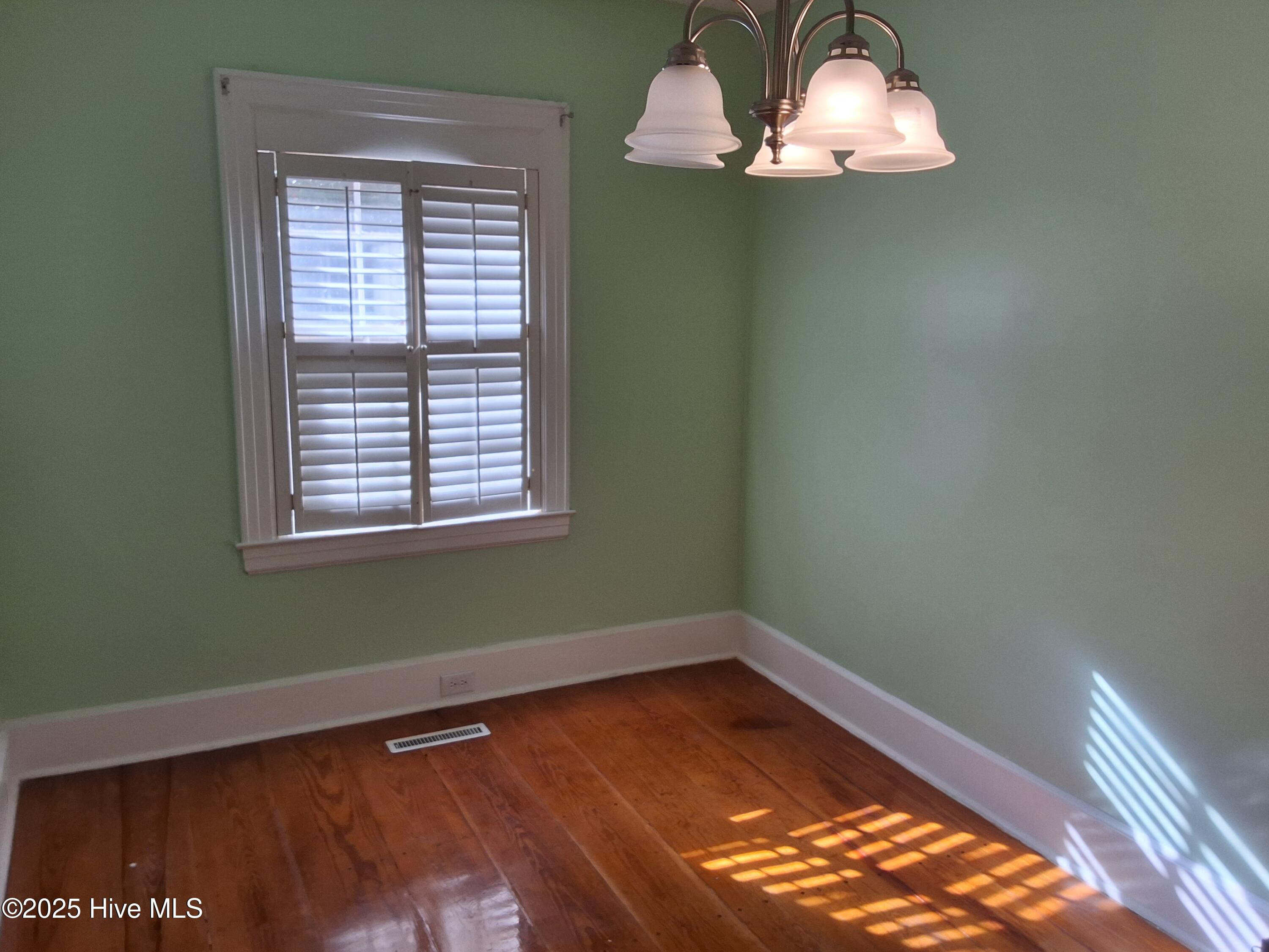 33 Gapway Road Property Photo 48