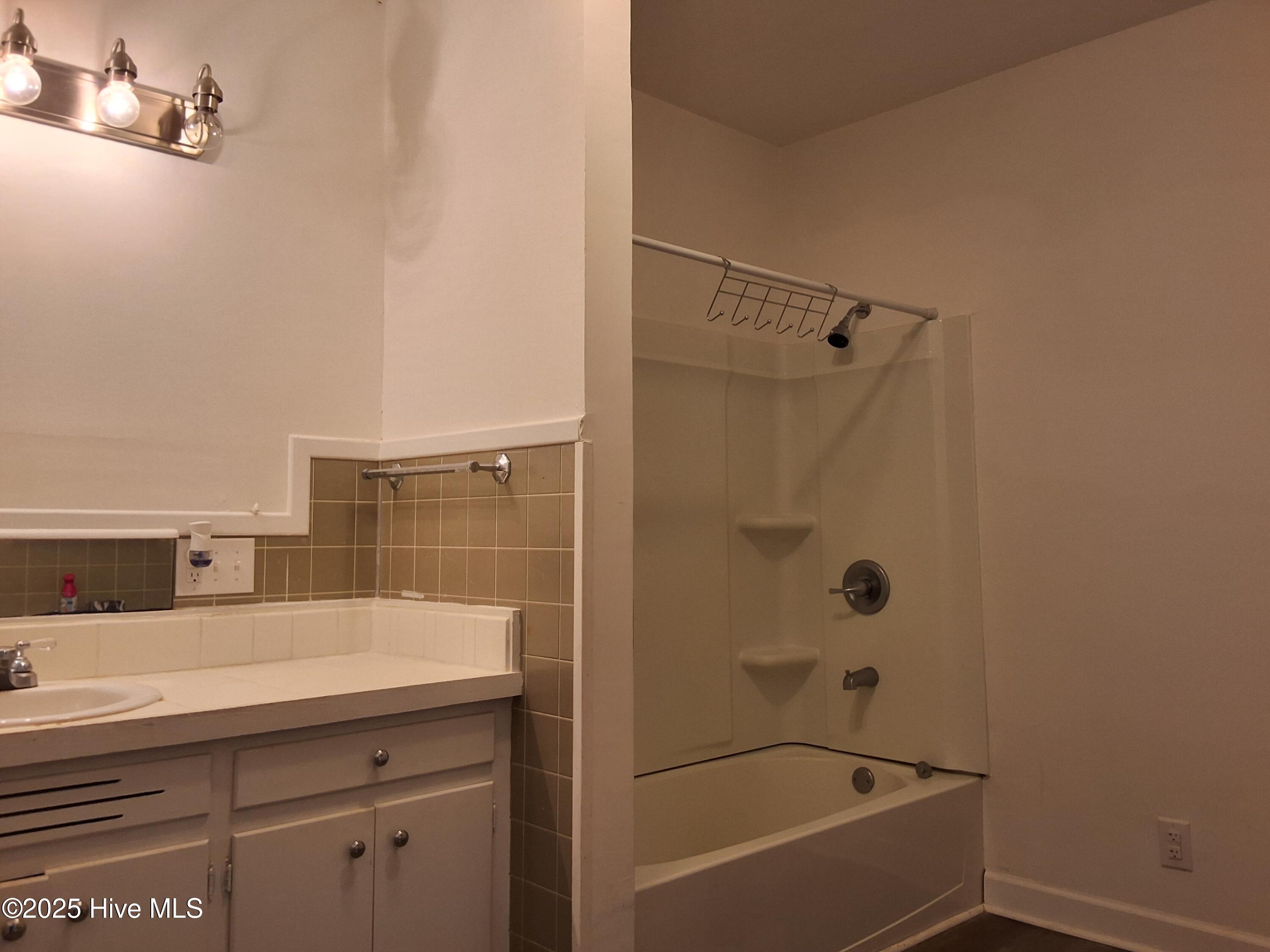 33 Gapway Road Property Photo 59