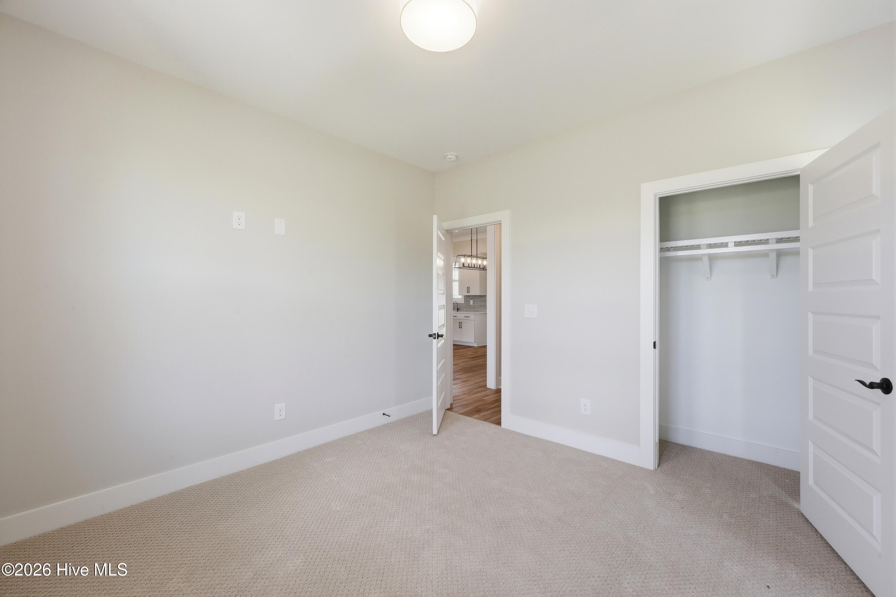 128 W Burton Farm Drive Property Photo 24