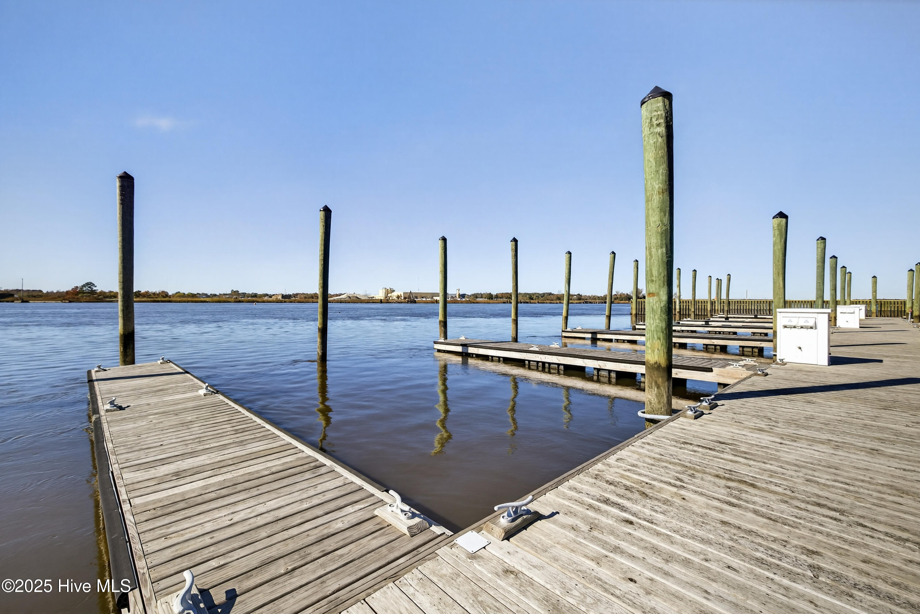 1536 35 Riverview Terrace Property Photo 25