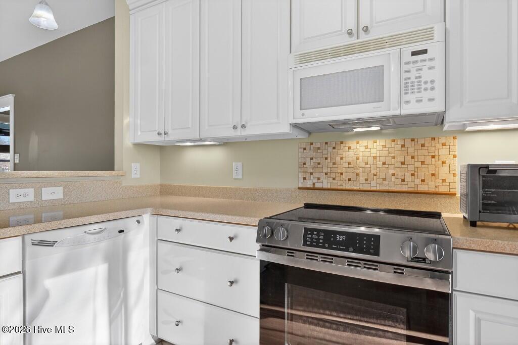 107 Argosy Drive Property Photo 8